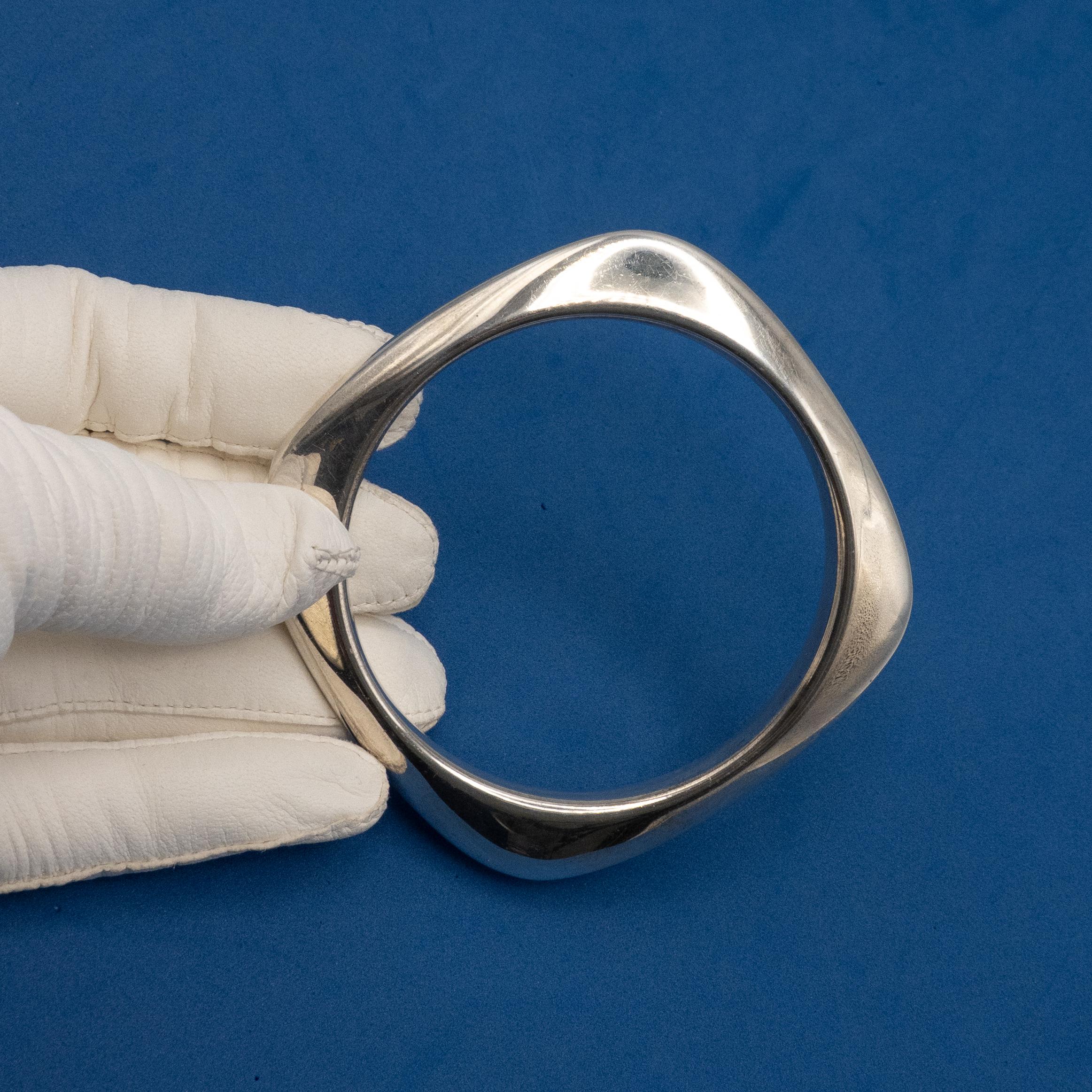 Tiffany & Co. Bracciale quadrato in argento con cuscino in vendita 2