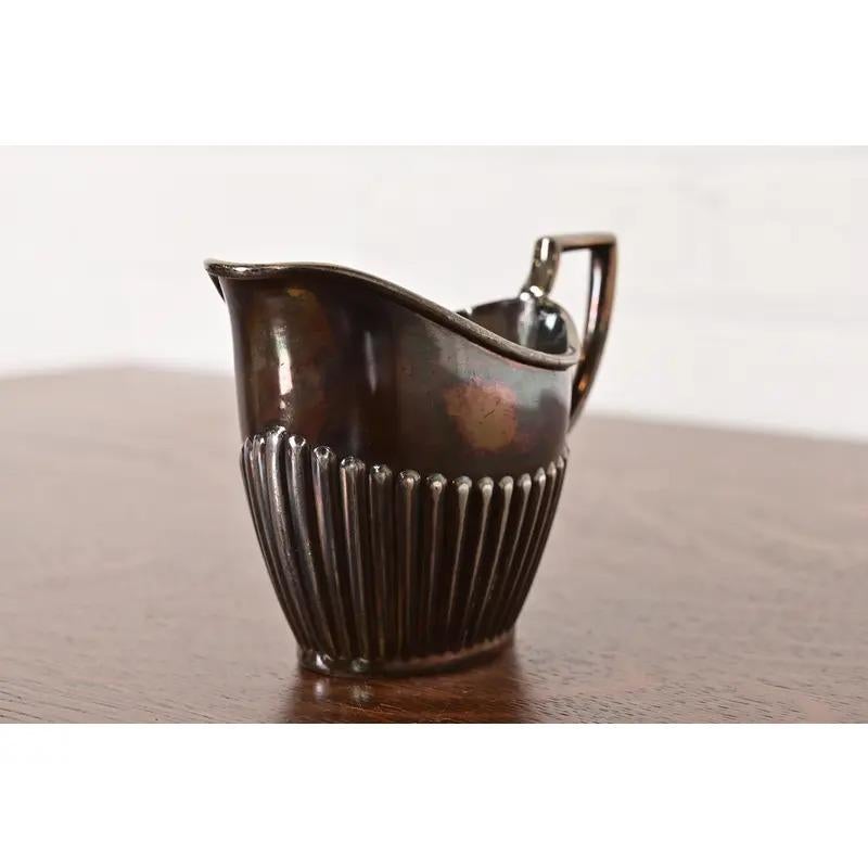 Tiffany & Co. Stil Art Deco Silberblech Milchkännchen (Art déco) im Angebot