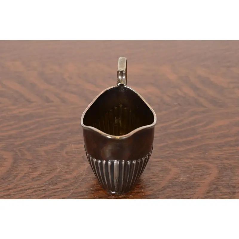 Tiffany & Co. Stil Art Deco Silberblech Milchkännchen im Zustand „Gut“ im Angebot in South Bend, IN