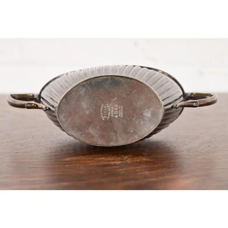 Tiffany & Co. Style Art Deco Sucrier en métal argenté en vente 3