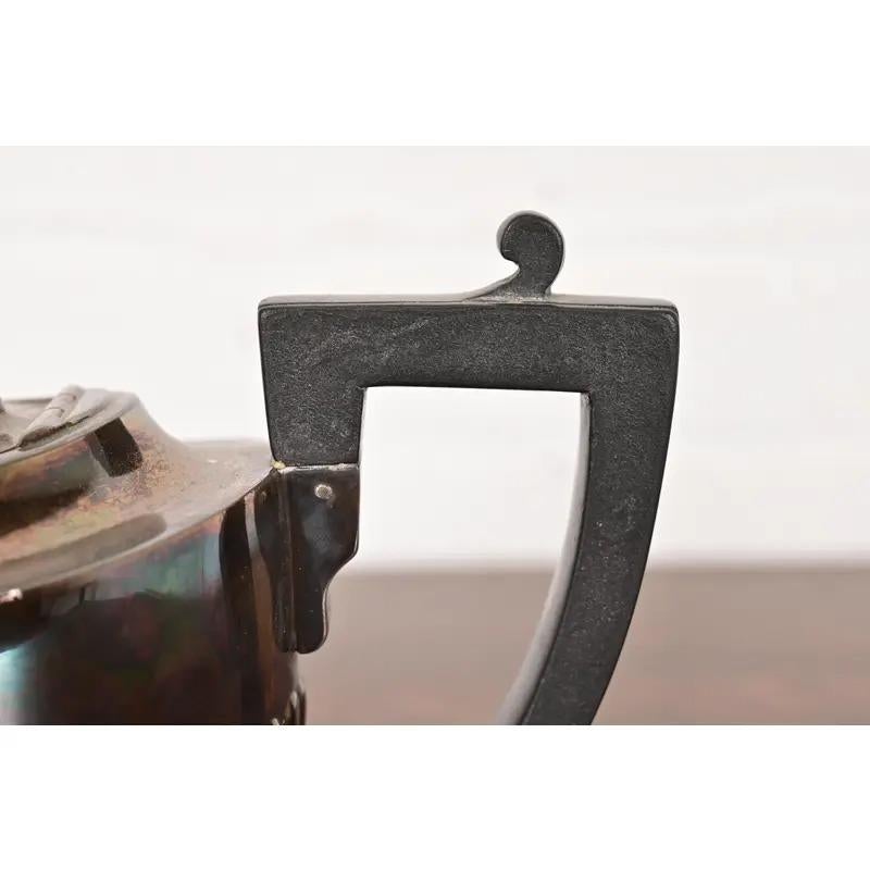 Tiffany & Co. Bouilloire ou cafetière en métal argenté de style Art Déco en vente 4