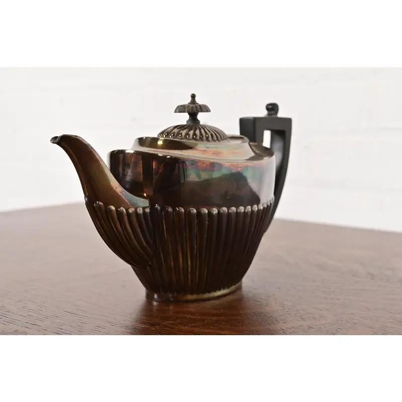 Art déco Tiffany & Co. Bouilloire ou cafetière en métal argenté de style Art Déco en vente