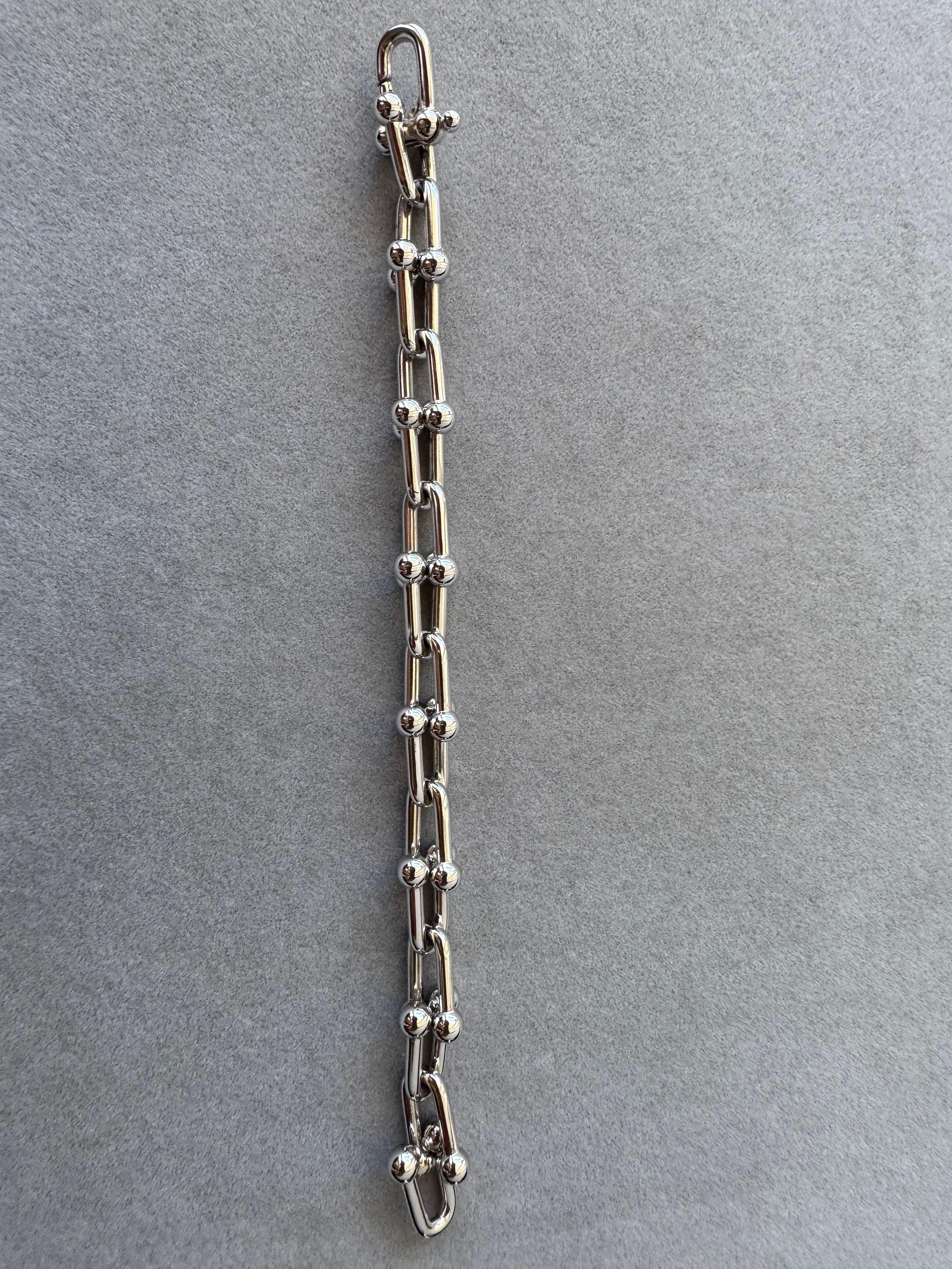 Tiffany & Co. Großes Gliederkette-Armband im Stil von Hardware Sterlingsilber 925 im Zustand „Gut“ in Oakton, VA