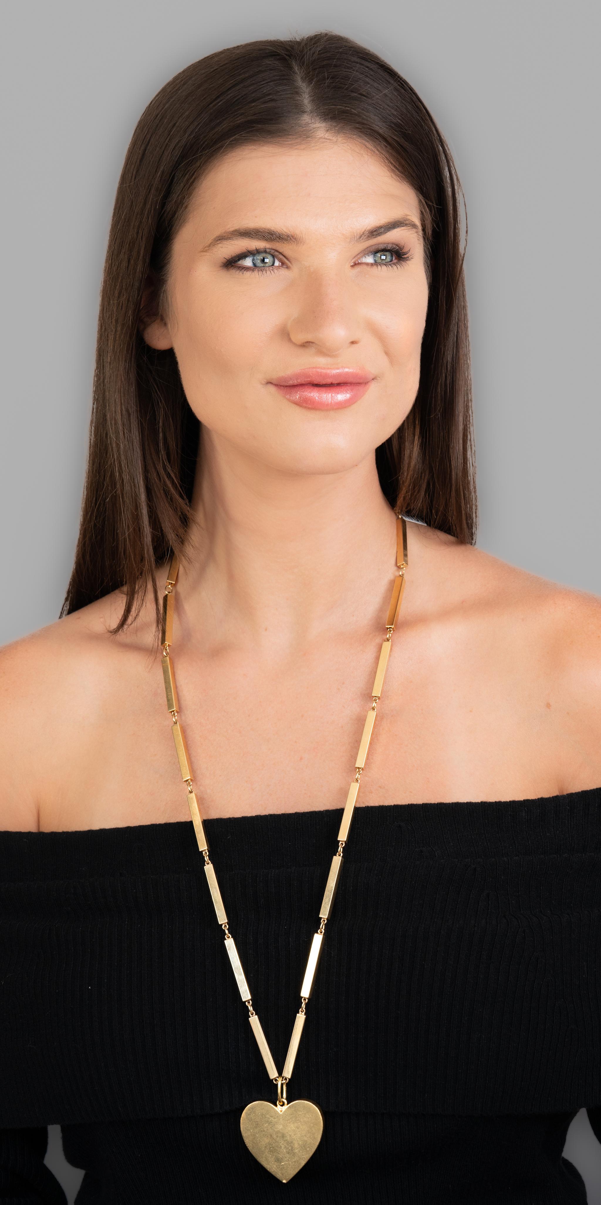 Tiffany & Co. Substantial Modernist 18 Karat Gold Long Bar Link Heart Necklace 7