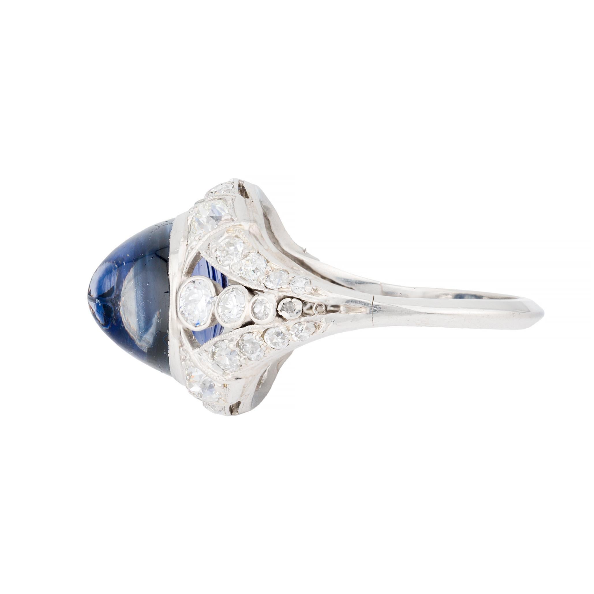 Tiffany & Co Sugarloaf Cabochon No Heat Sapphire and Diamond Ring in Platinum In Excellent Condition For Sale In Boston, MA