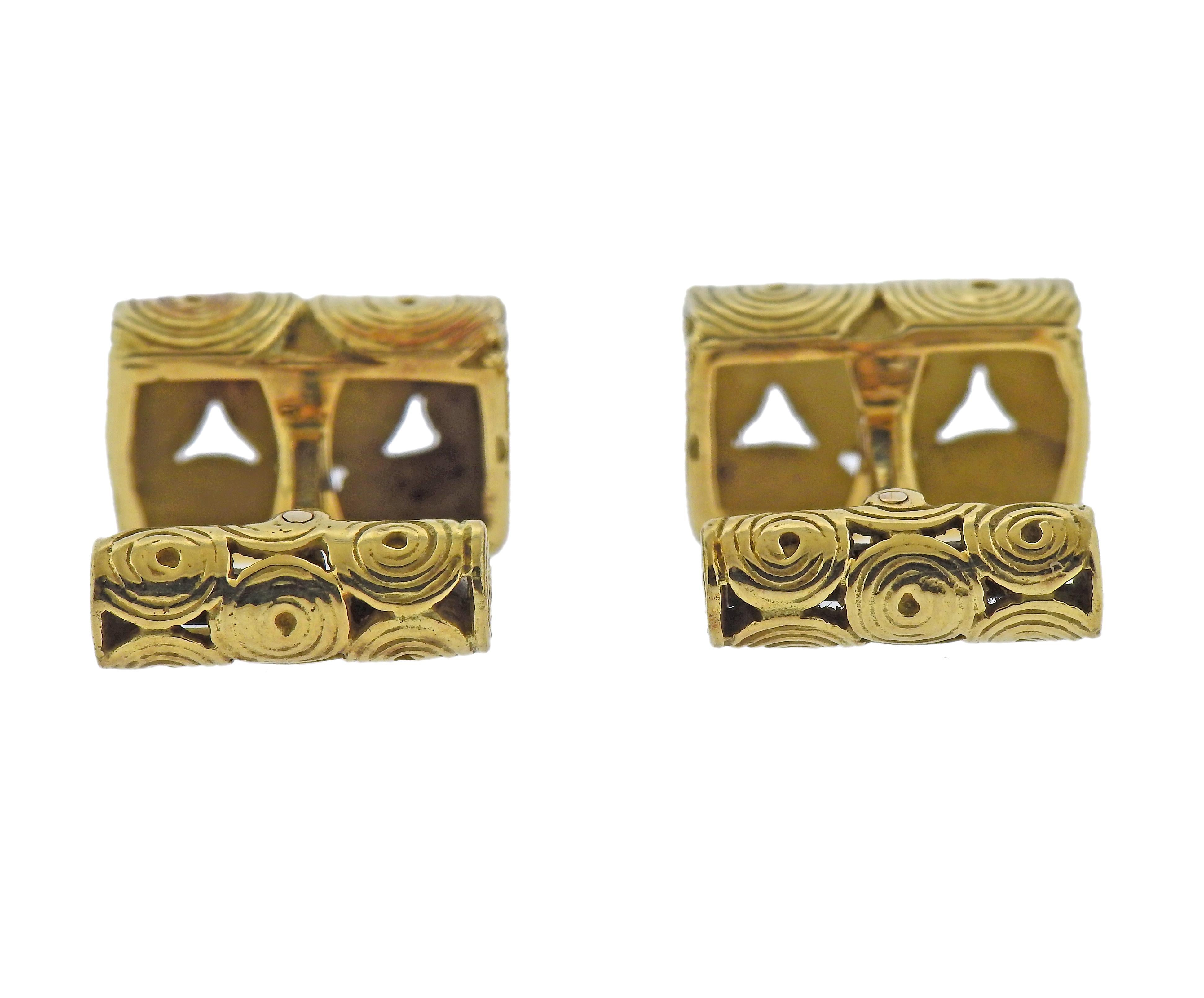 Tiffany & Co. Swirl Motif Gold Cufflinks For Sale 1