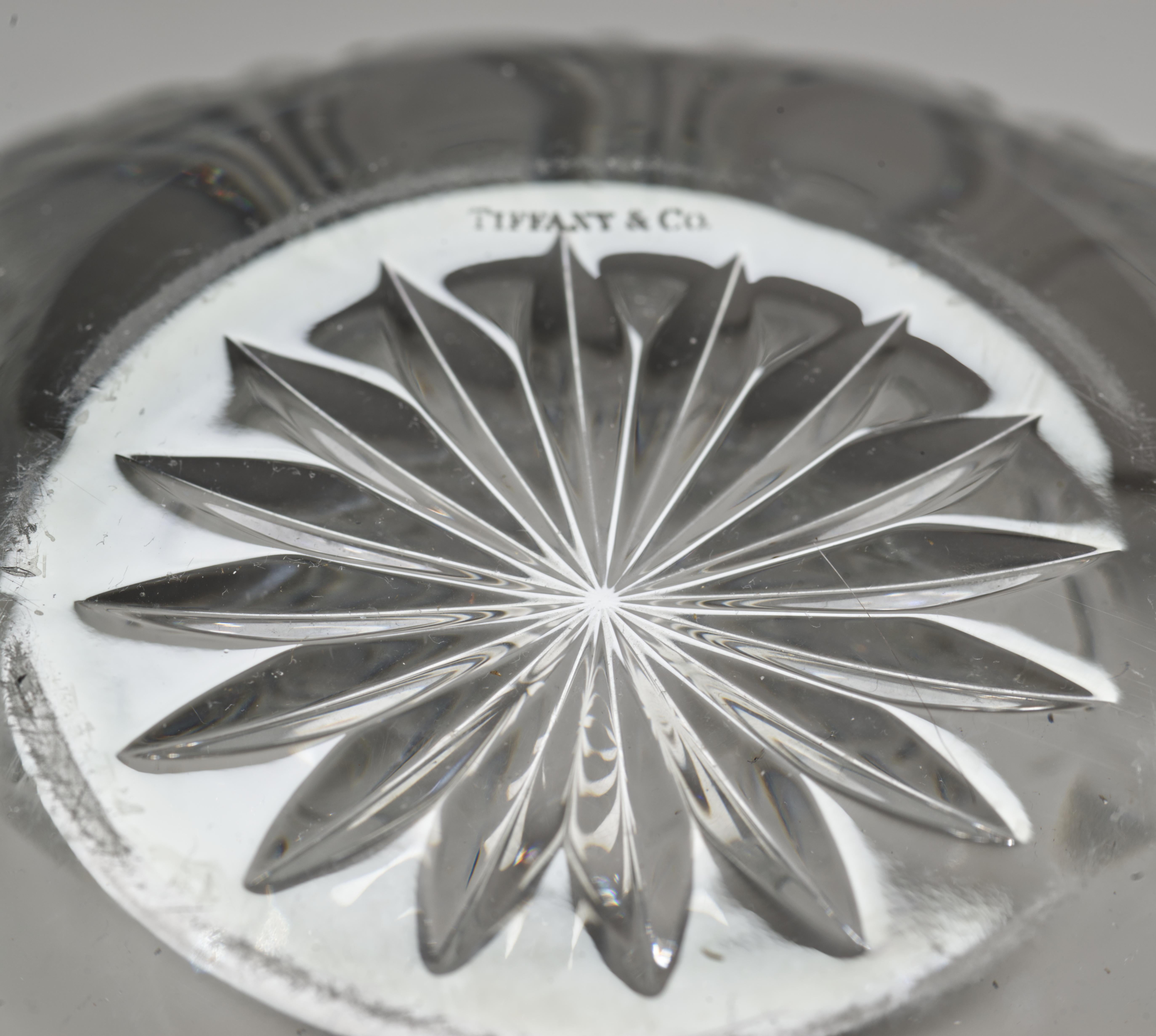 Tiffany & Co. Vaso a ciotola Sybil Cut Clear Crystal Round Rose Bowl In condizioni buone in vendita a Clifton Springs, NY