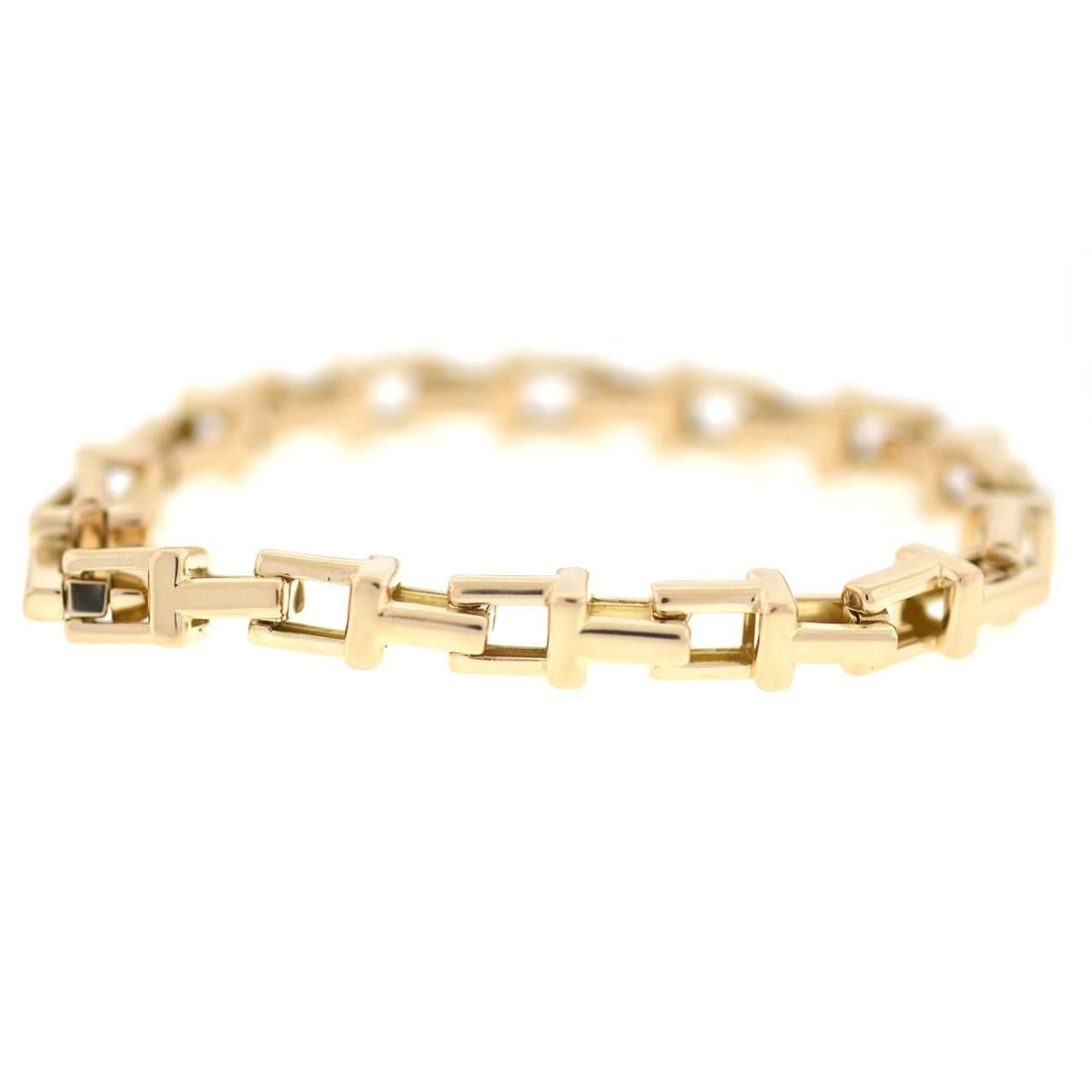 Women's or Men's Tiffany & Co. T 18 Karat Yellow Gold Chain Bracelet