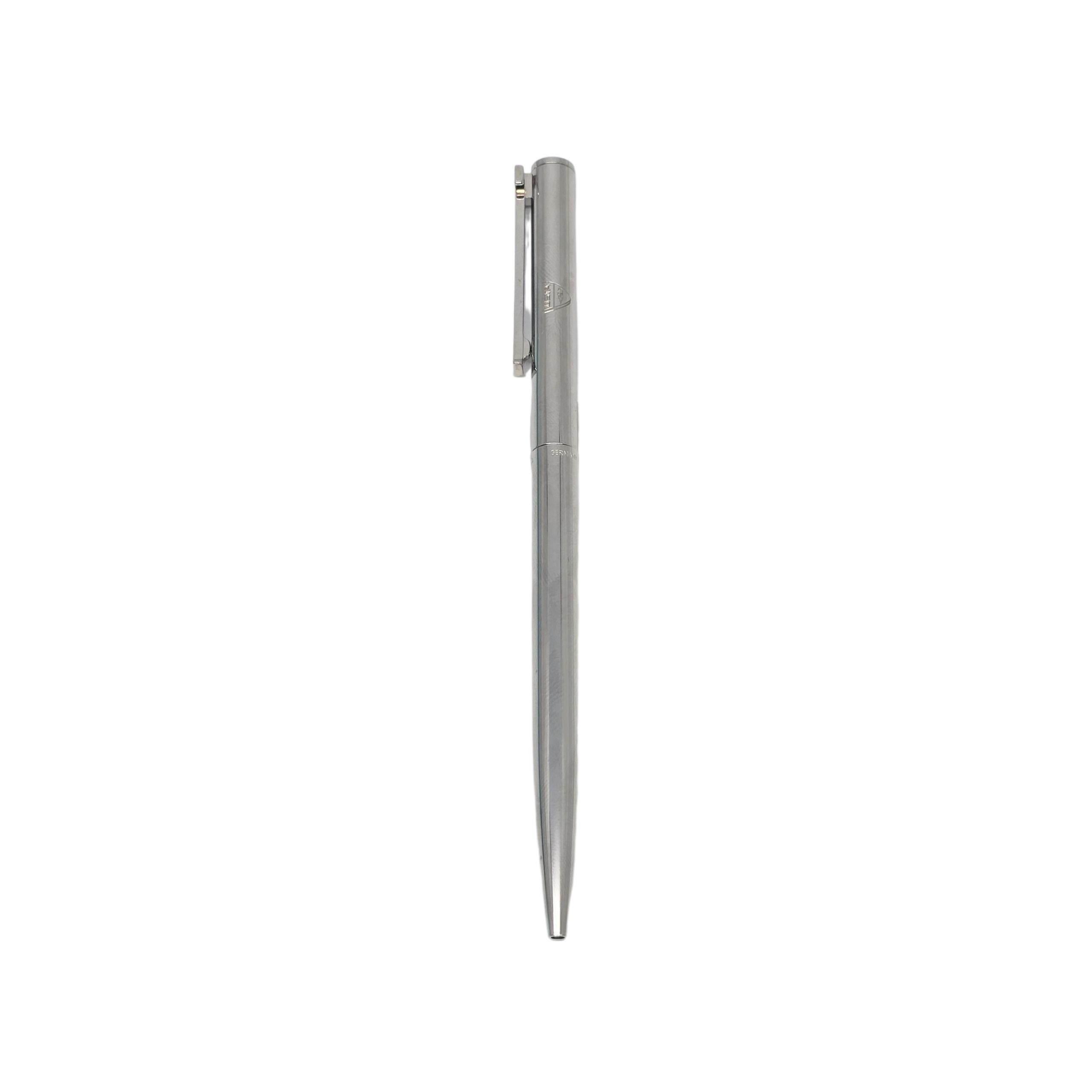 Tiffany & Co. Penna a sfera a clip a inchiostro nero con incisione con scatola e astuccio #22483 In condizioni buone a Washington Depot, CT