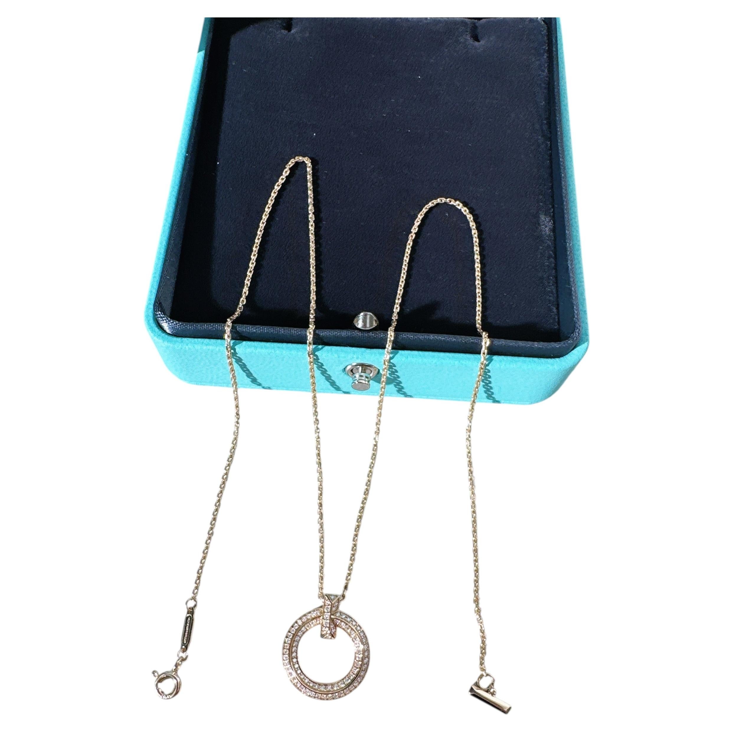 Tiffany & Co. Collier « T Collection T1 » avec pavé de diamants, en or rose 18 carats en vente