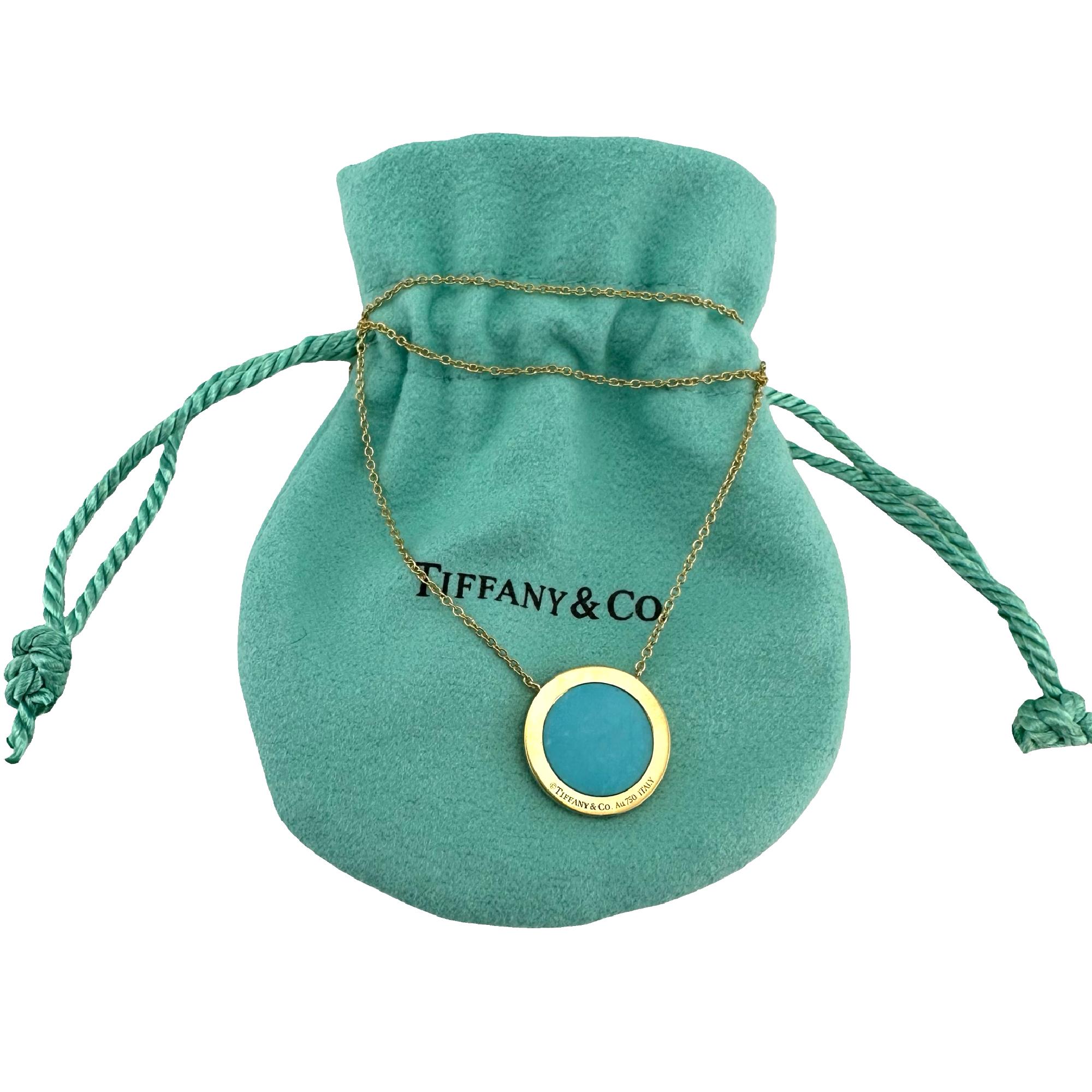 Collar Colgante Círculo Tiffany & Co T Diamante y Turquesa
Estilo:  Collar colgante
Número de ref:  64027069
Metal:  oro amarillo de 18 quilates
Talla / Medidas:  16' - 18; Pulgadas Ajustable
Colgante:  16 mm de diámetro
Diamantes:  Diamantes