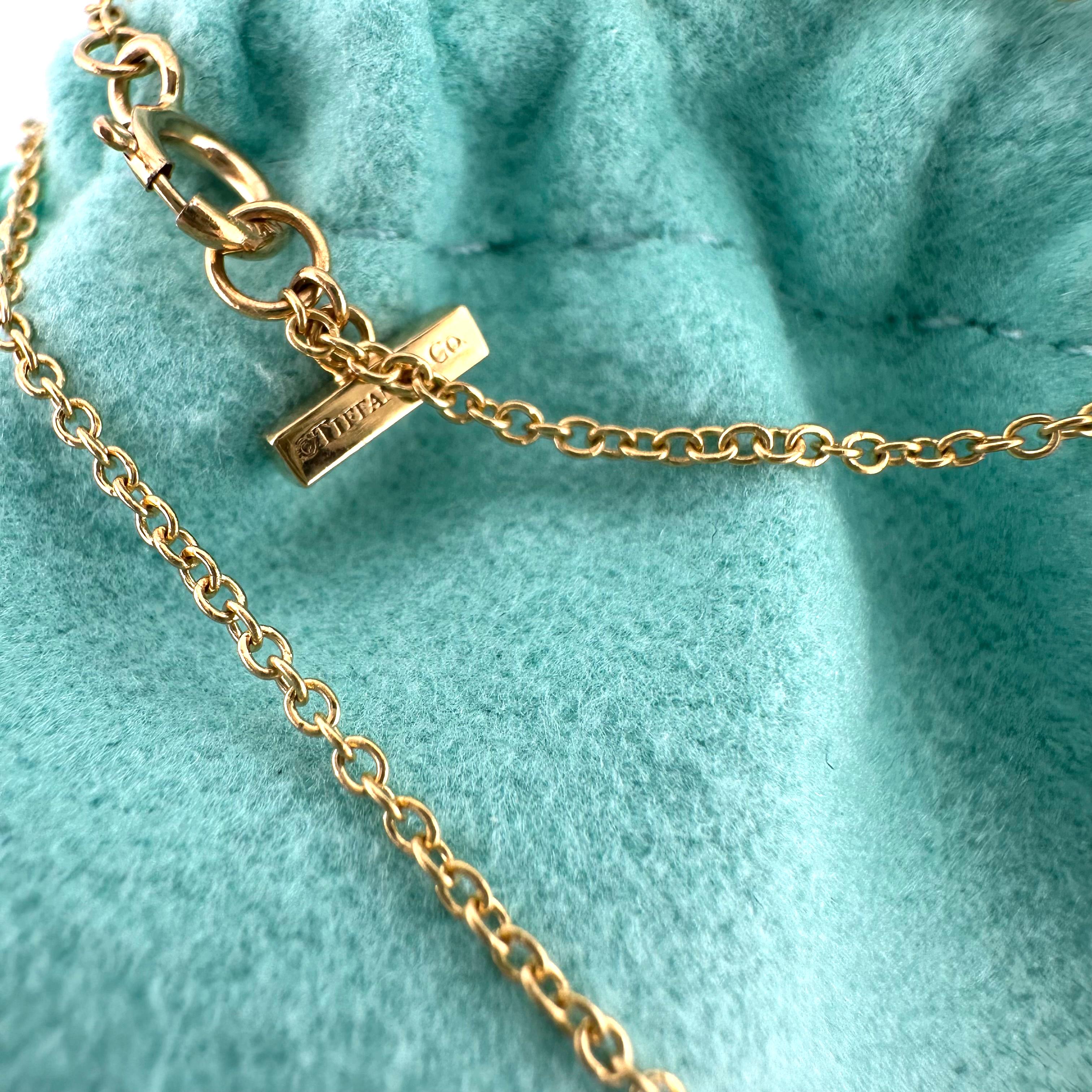 Collar Colgante Círculo Tiffany & Co T Diamante y Turquesa Oro Amarillo 18k en venta 1