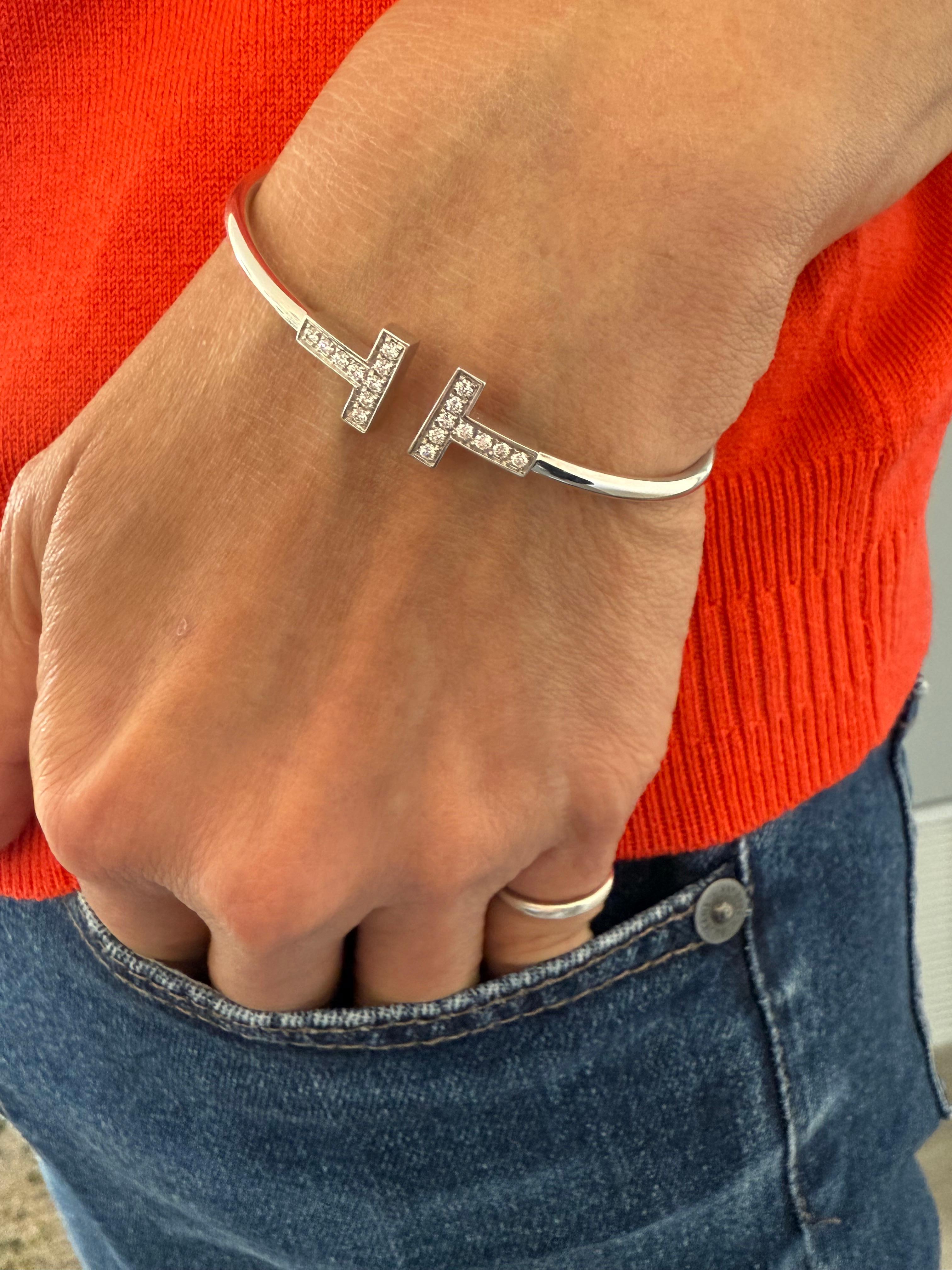 Tiffany & Co T Diamond Wire Bracelet in White Gold In Good Condition For Sale In Beverly Hills, CA