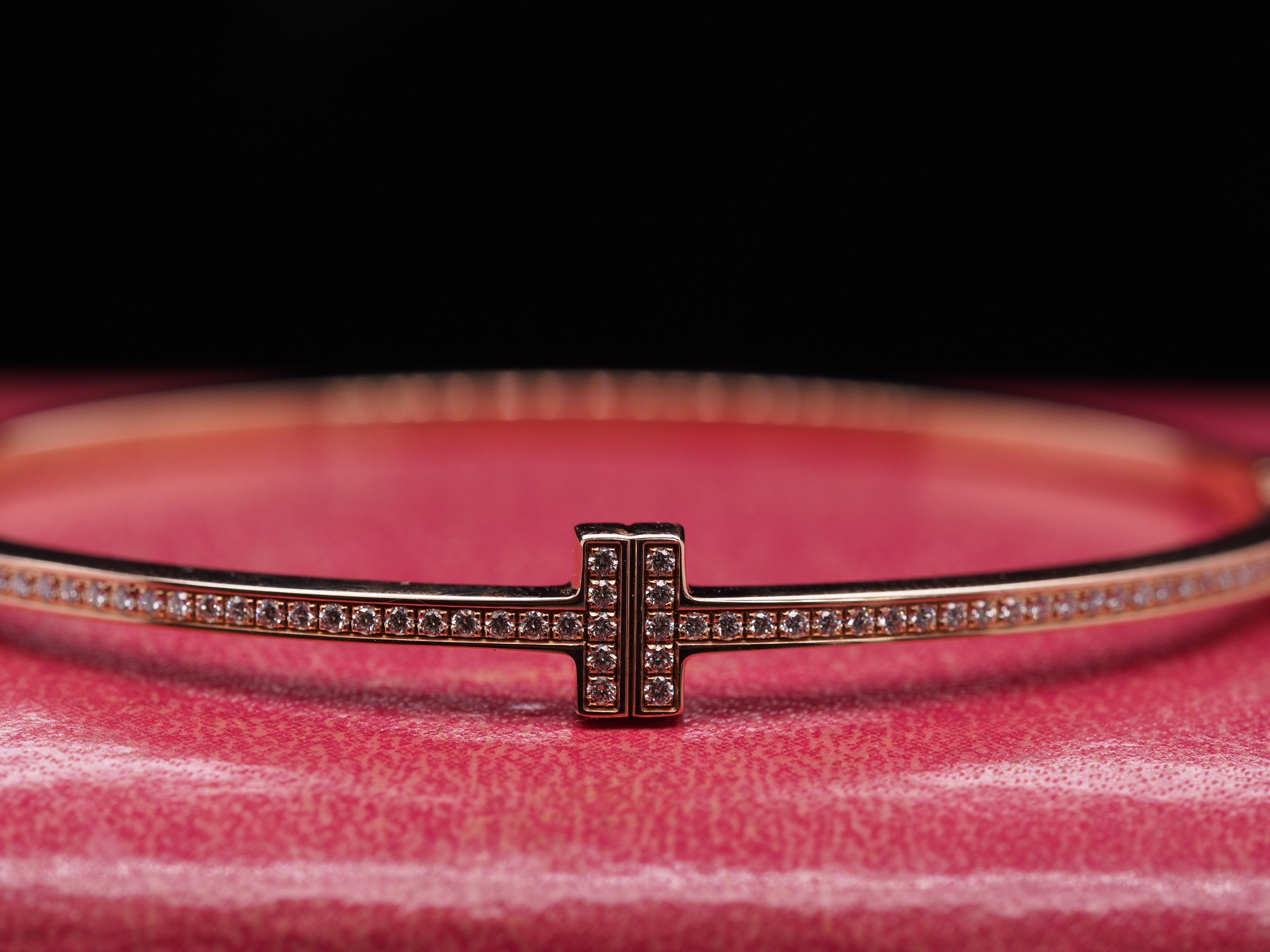 Tiffany & Co. T Gold-Diamant-Armreif mit Scharnier aus 18 Karat Roségold für Damen oder Herren