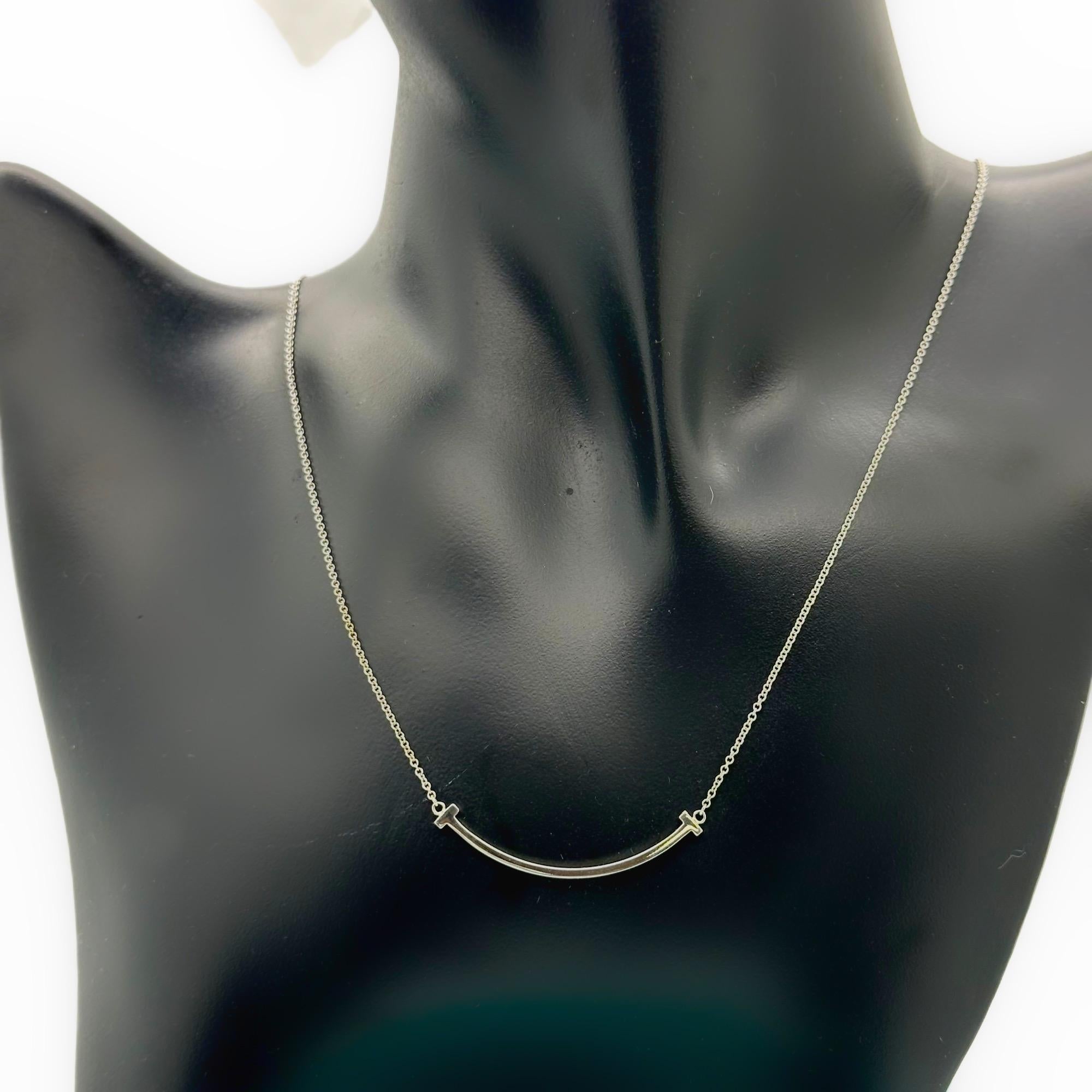 Tiffany & Co. T Smile Halskette Small in 18k Weißgold Verstellbar 16' - 18' 2
