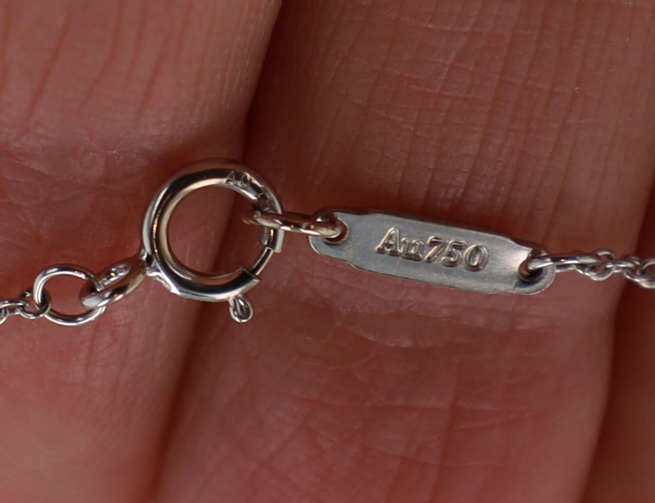 Tiffany & Co. T Smile, kleine Anhänger-Halskette mit Diamanten im Angebot 3