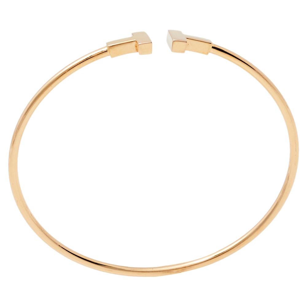 Tiffany & Co. T Wire 18K Rose Gold Narrow Bracelet In Good Condition In Dubai, Al Qouz 2