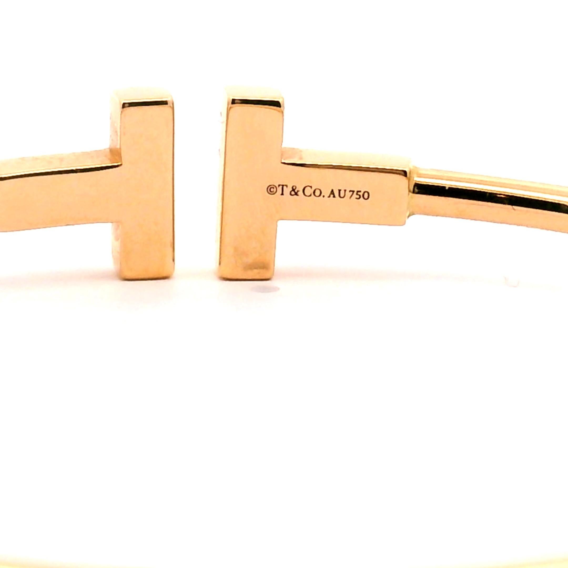 Tiffany & Co. T wire bracelet in gold 

8.48 grams