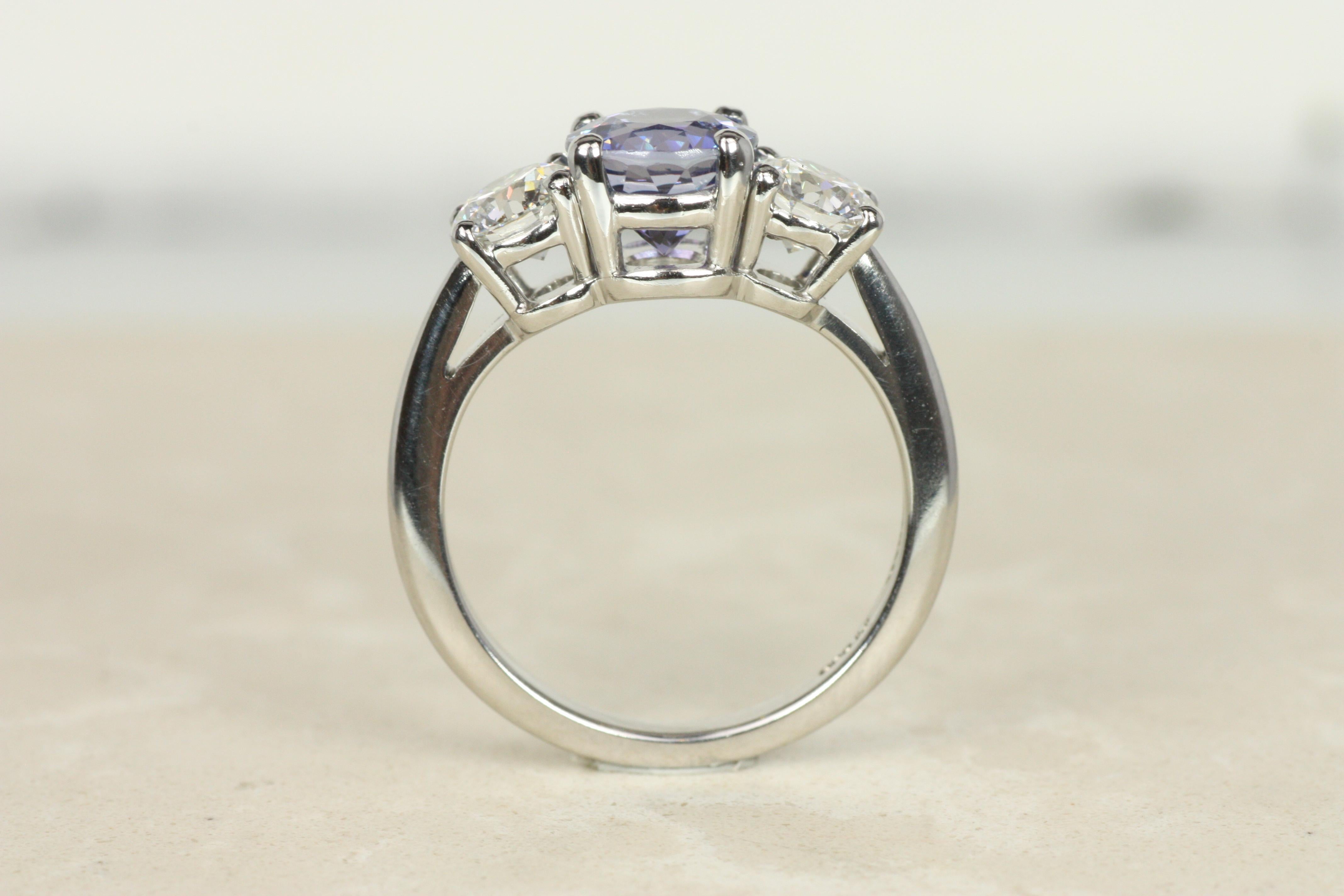 Tiffany & Co. Tanzanita Diamante 3 Piedras Anillo Platino, Compromiso No Tradicional en venta 1