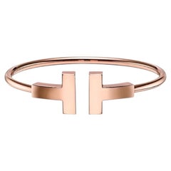 Tiffany & Co. Bracelet T-Collection à double « T » ouvert et large, en or rose 18 carats
