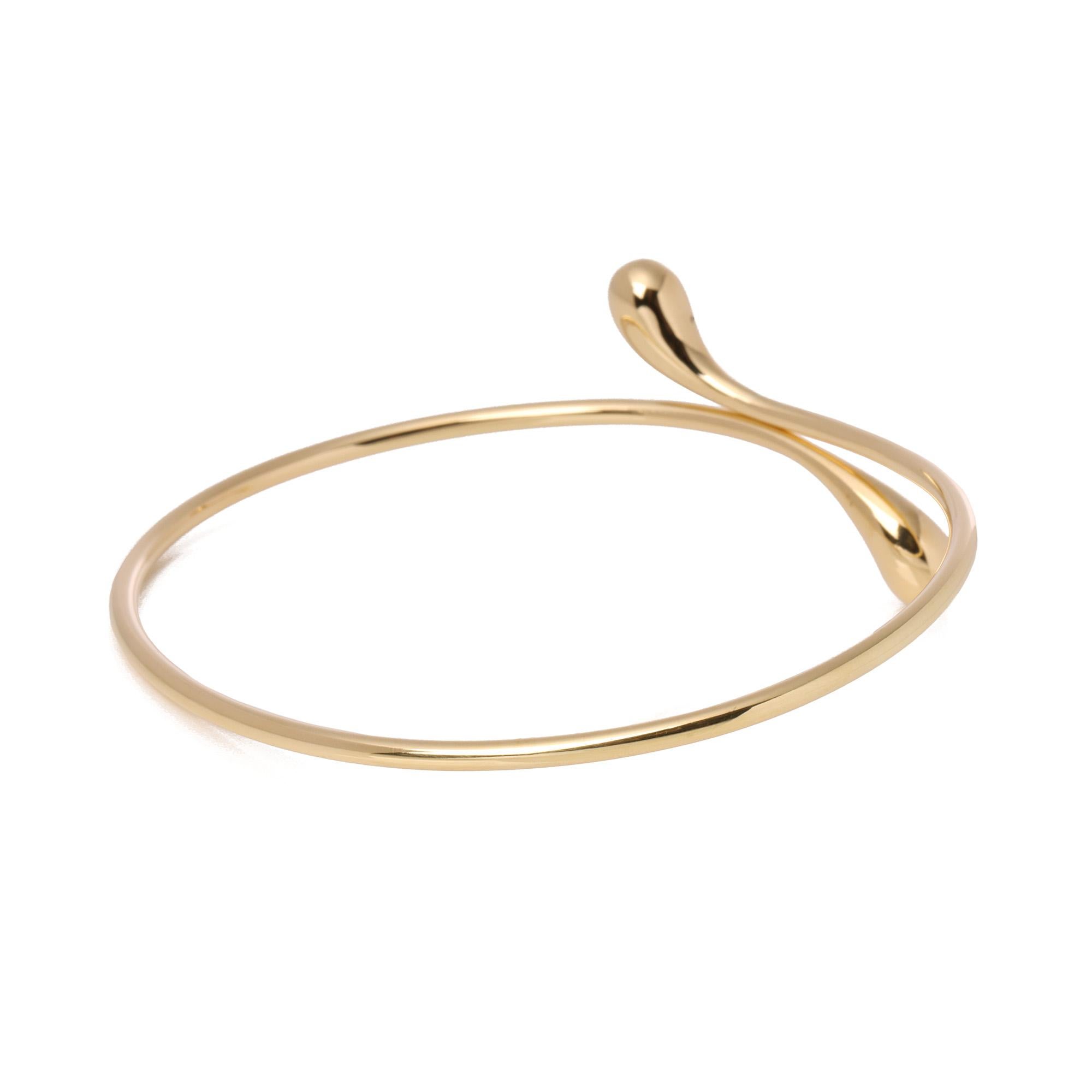 18k gold bangle bracelet
