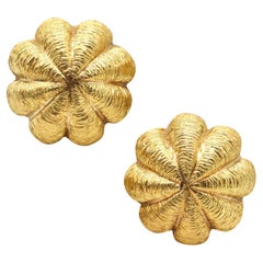 TIFFANY 
CO. Textured Doomed Clips On Earrings In Textured 18Kt Yellow Gold