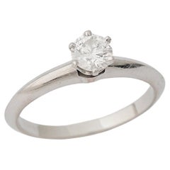 Tiffany & Co, Anillo de diamantes "The Tiffany Setting" 0,43 quilates F/VVS2
