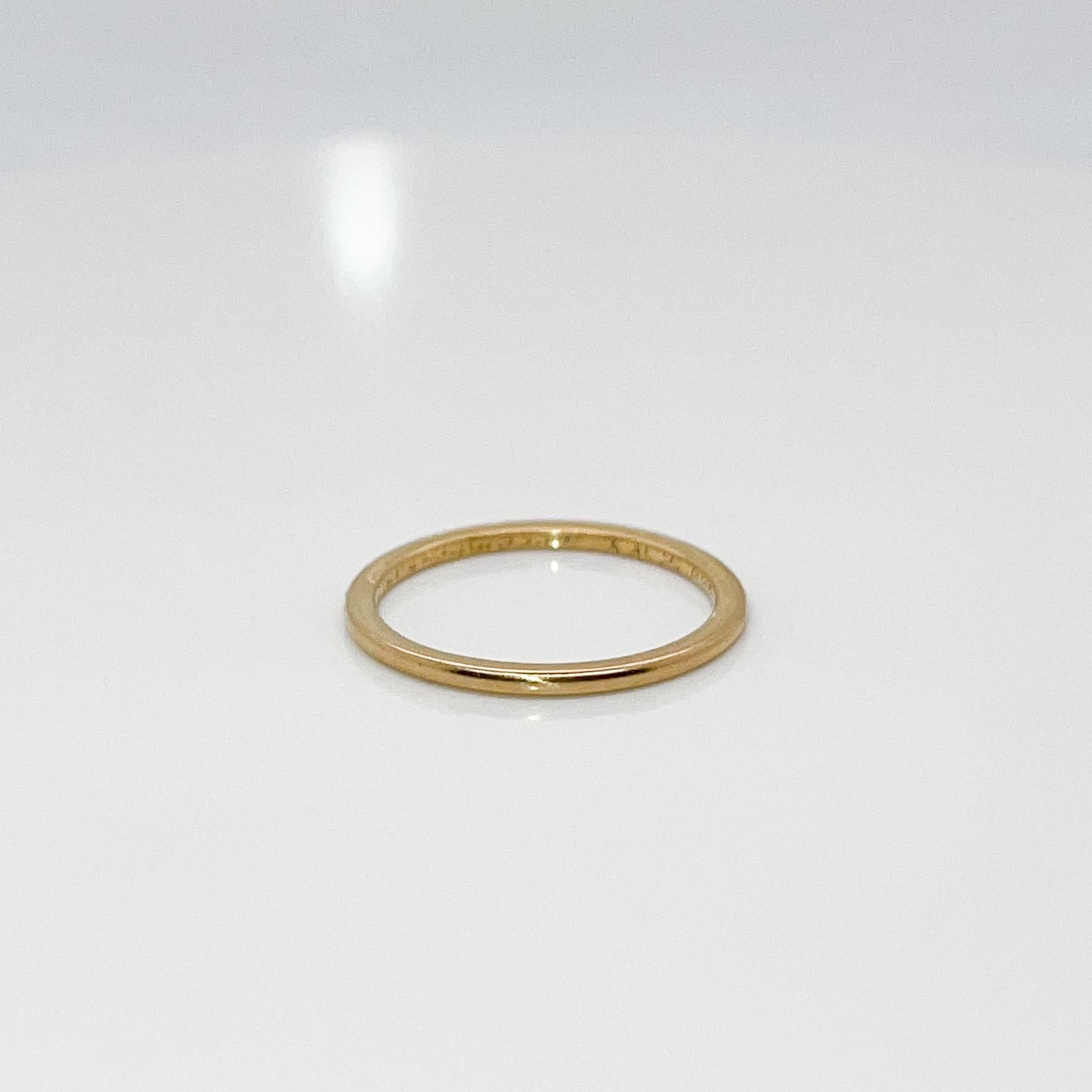 Tiffany & Co. Anneau ou bague de mariage fin en or 18 carats en vente 1