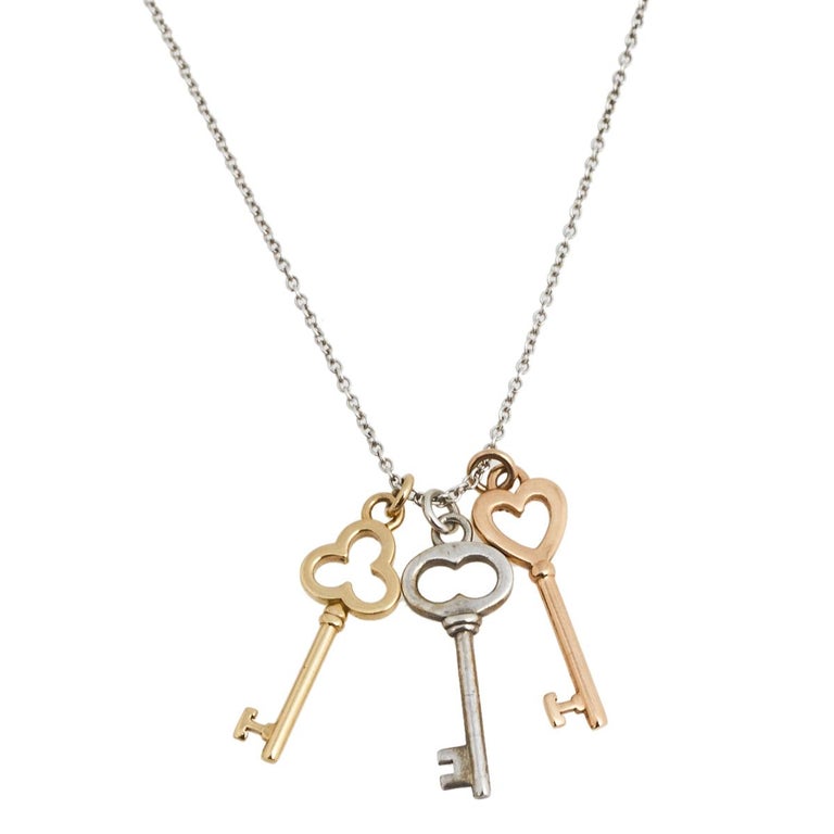 Tiffany and Co. Drei Schlüssel 18 Karat zweifarbiges Gold and Silber  Anhänger Halskette im Angebot bei 1stDibs