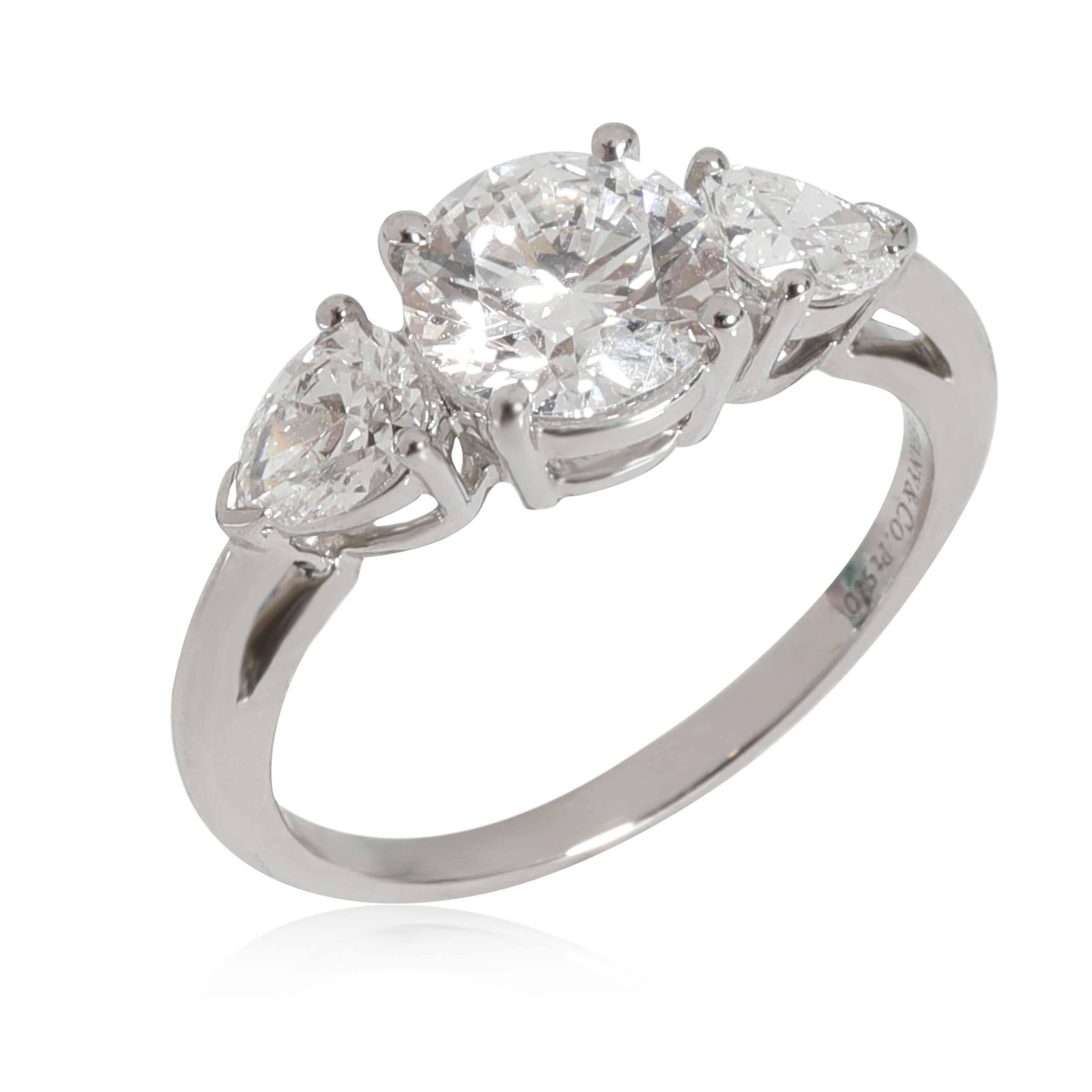 Tiffany & Co. Dreistein Diamant Enagegement-Ring aus Platin G IF 1,86 Gesamtkaratgewicht (Brillantschliff)