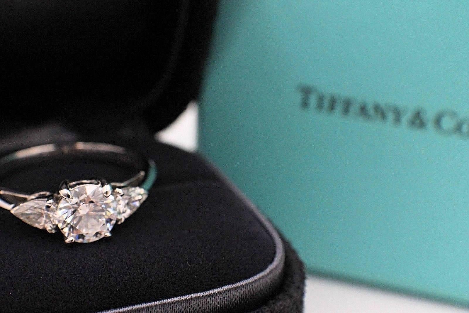 Tiffany & Co. Three-Stone Diamond Engagement Ring 1.60 Carat E VVS1 Platinum 1