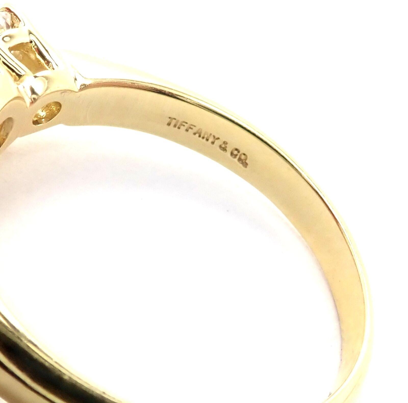 Tiffany & Co Three Stone Diamond Pink Tourmaline Yellow Gold Band Ring In Excellent Condition In Southampton, PA