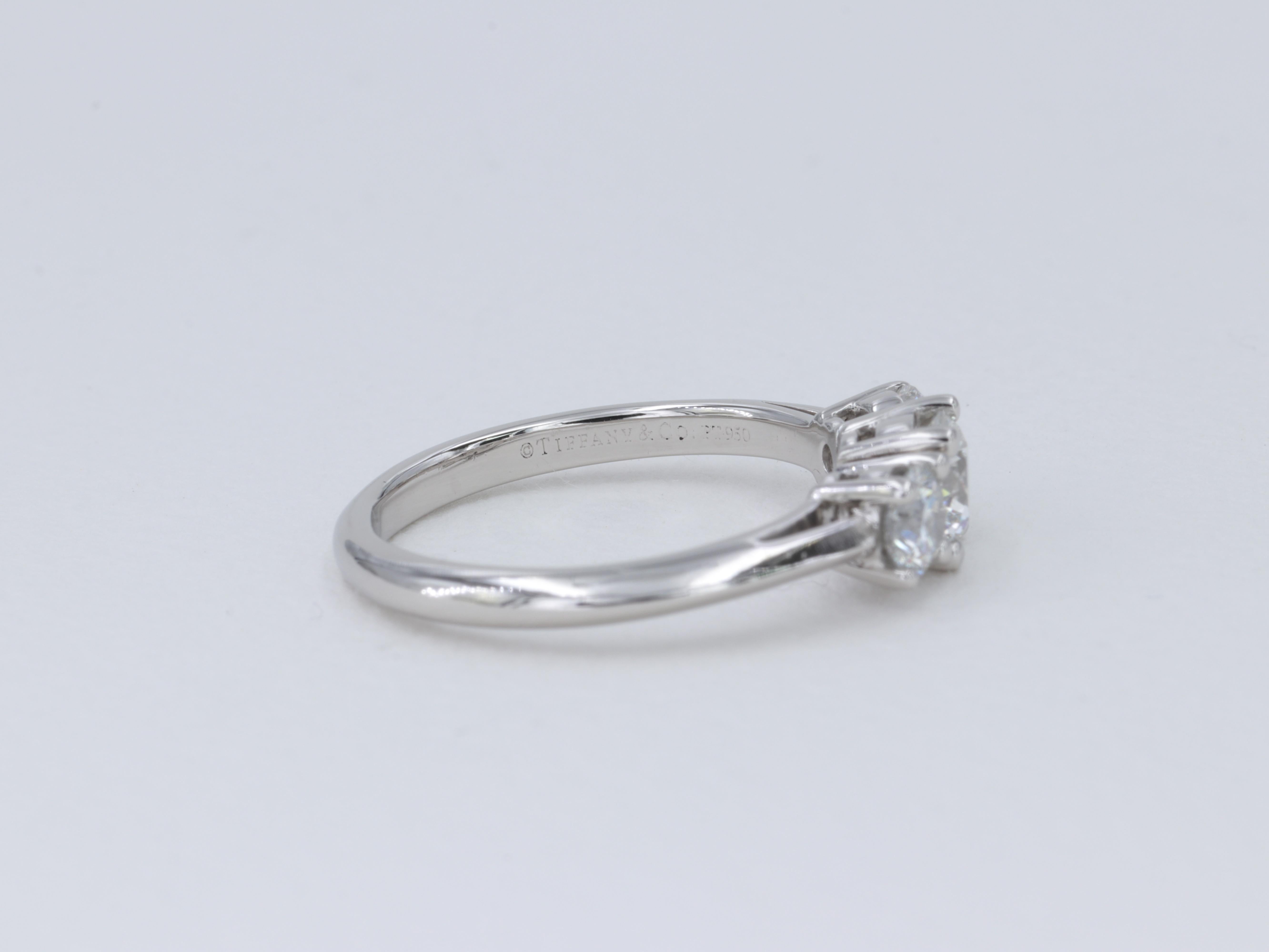 3 stone diamond ring