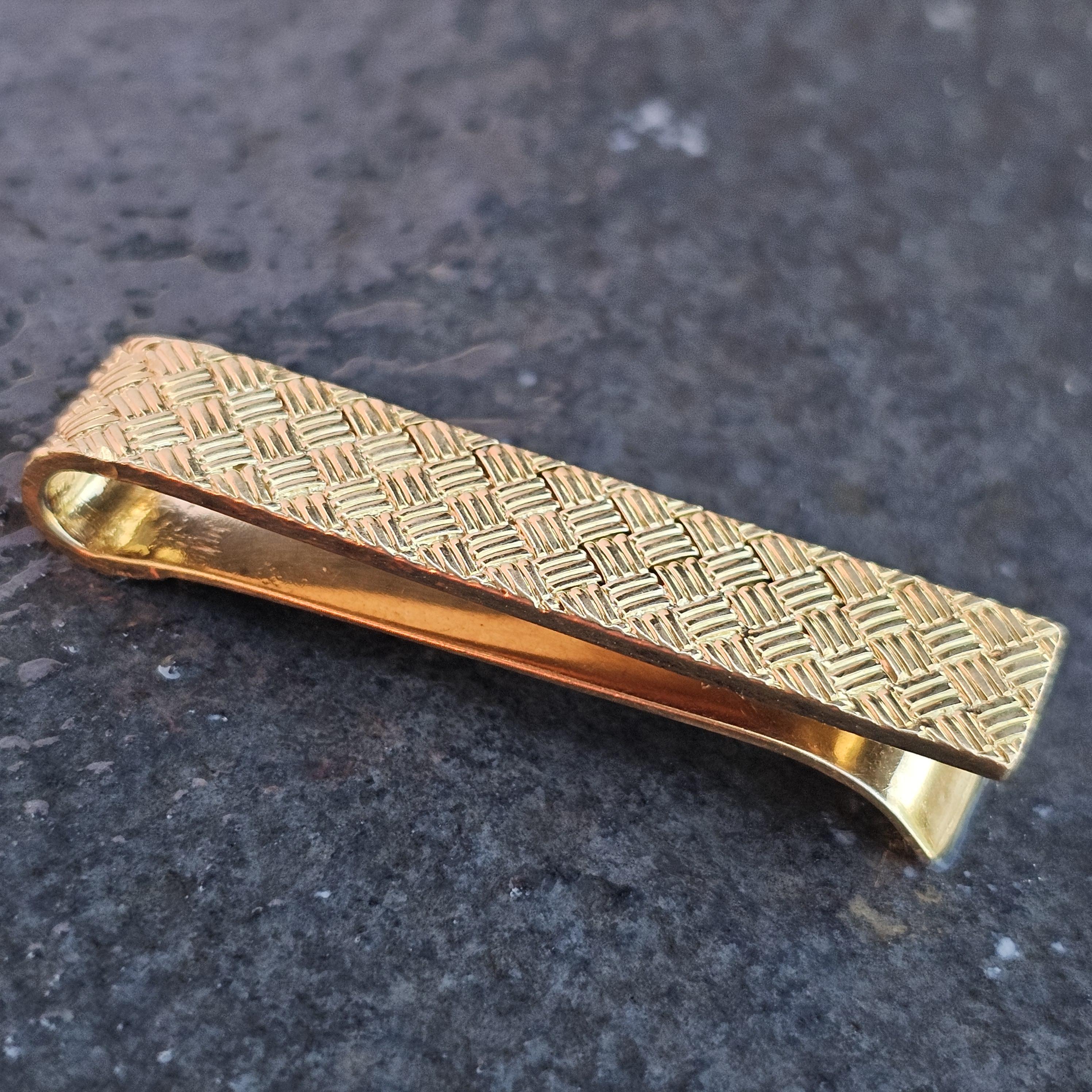 Tiffany & Co. Pasador de corbata tejido de cesta 13g oro amarillo 18k 1.75