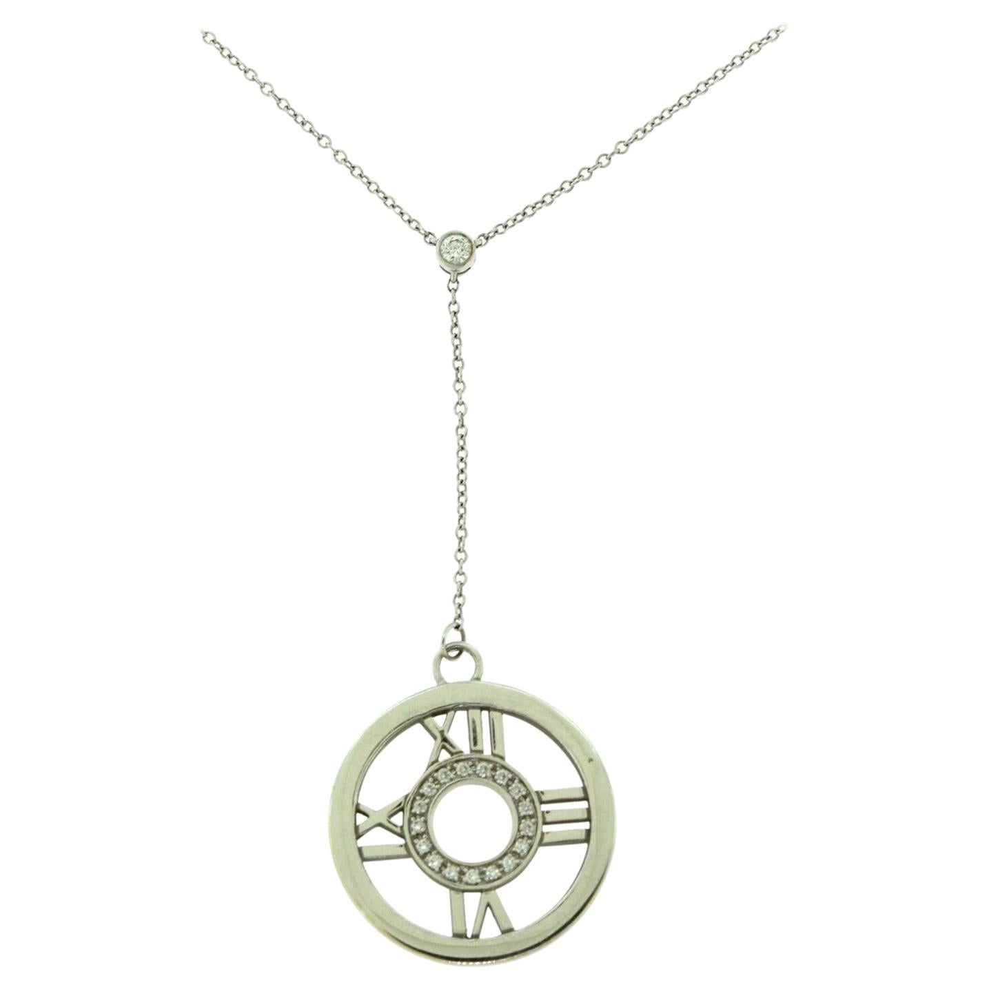 Tiffany & Co. Tiffany Atlas Collier pendentif en or avec cercle de chiffres romains et diamants