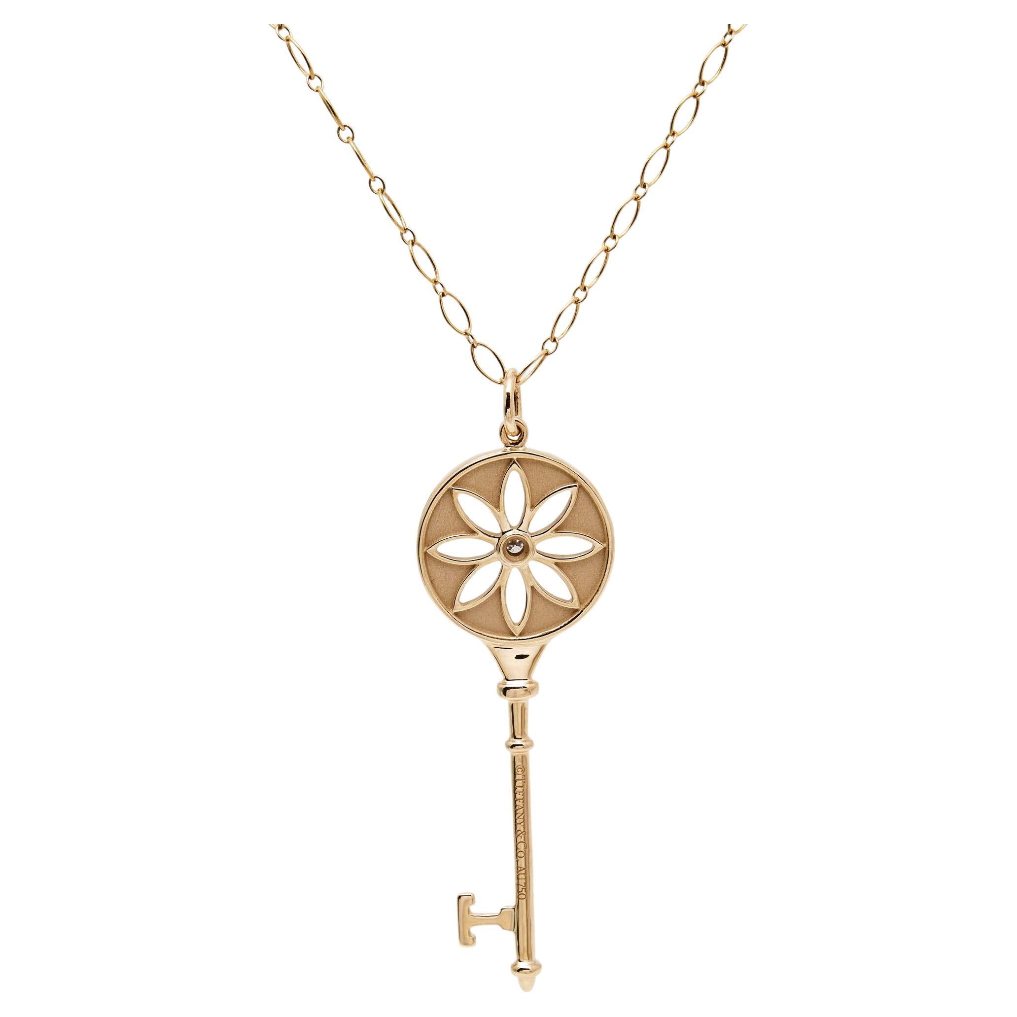 Tiffany & Co. Tiffany Keys Daisy Diamond 18k Rose Gold Long Pendant Necklace For Sale
