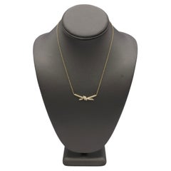 Tiffany & Co. Tiffany Knot 18 Karat Yellow Gold Natural Diamond Pendant Necklace