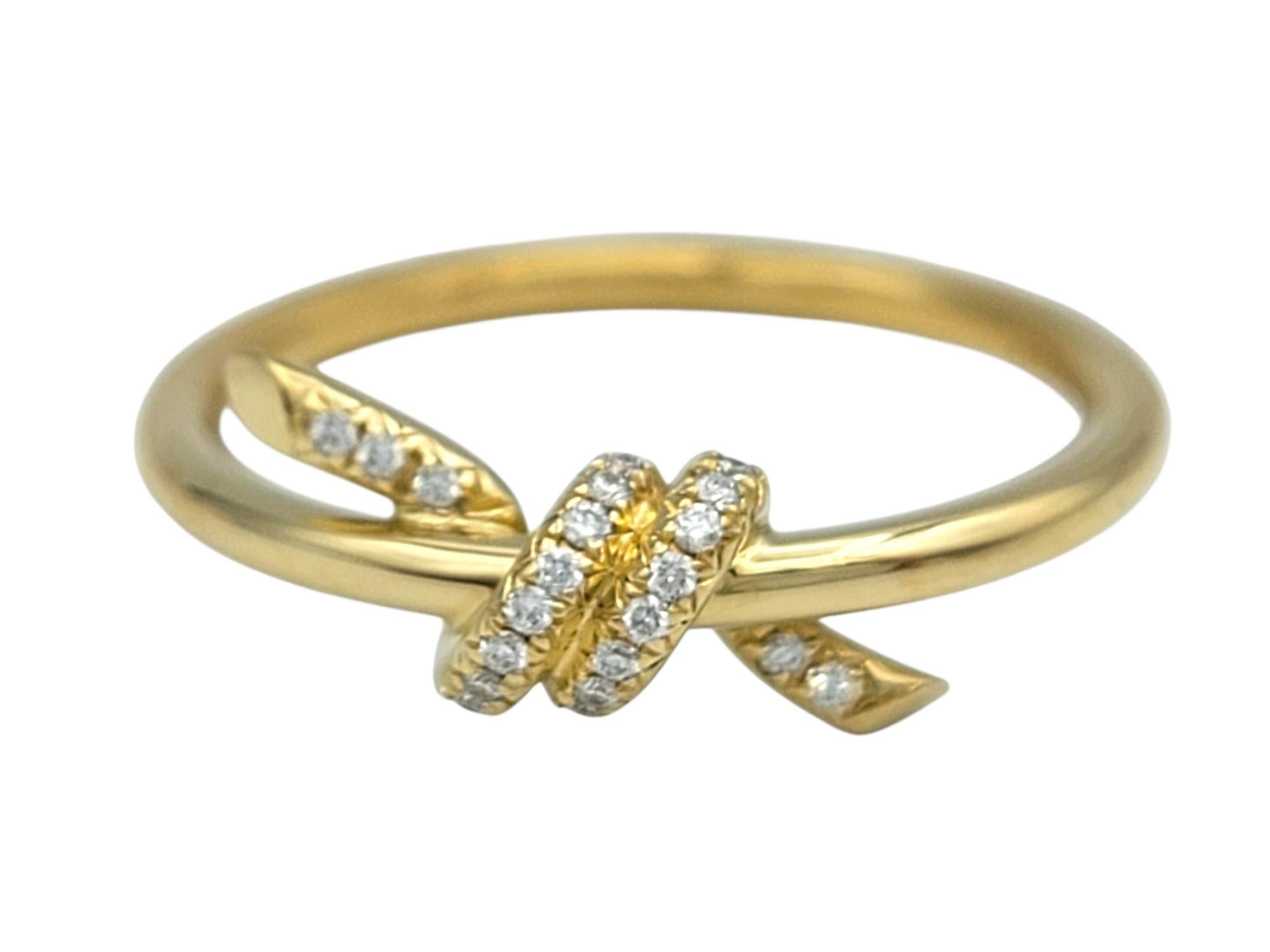 Tiffany & Co. Tiffany Knot Band Ring with Pavé Diamonds in 18 Karat Yellow Gold (Zeitgenössisch) im Angebot