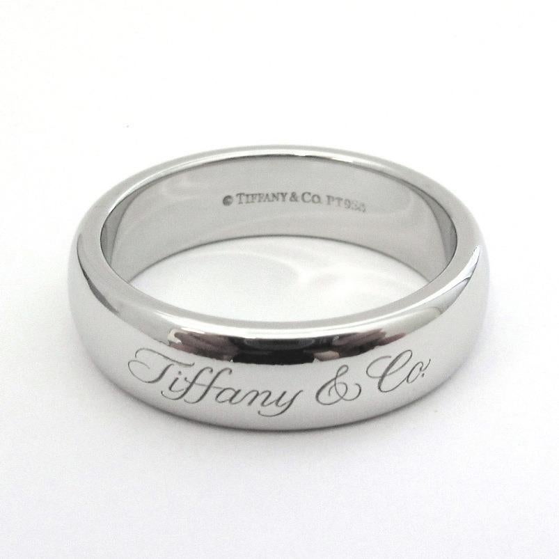 TIFFANY & Co. TIFFANY Notes Platinum 6mm Lucida Wedding Band Ring 9

Metal: Platinum
Size: 9
Band Width: 6mm
Weight: 14.70 grams
Hallmark: ©TIFFANY&Co. PT950
Condition: Excellent condition, like new

Limited edition, no longer available for sale in