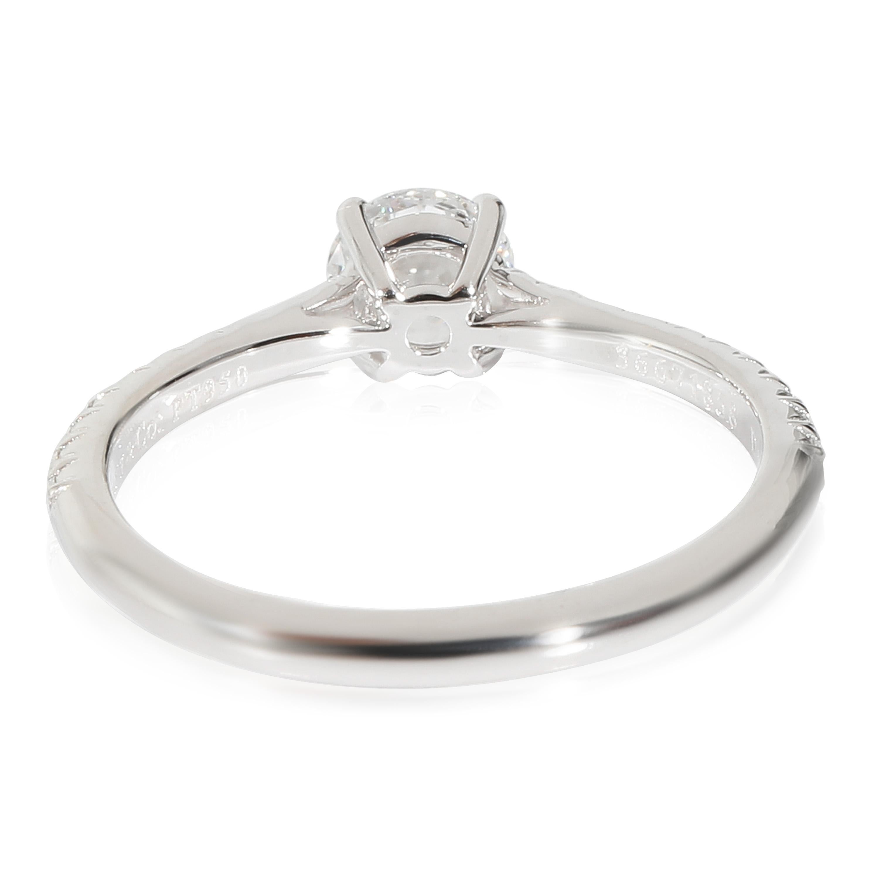 Tiffany & Co. Tiffany Novo Diamant-Verlobungsring aus Platin mit 0,69 Karat Diamant im Zustand „Hervorragend“ im Angebot in New York, NY