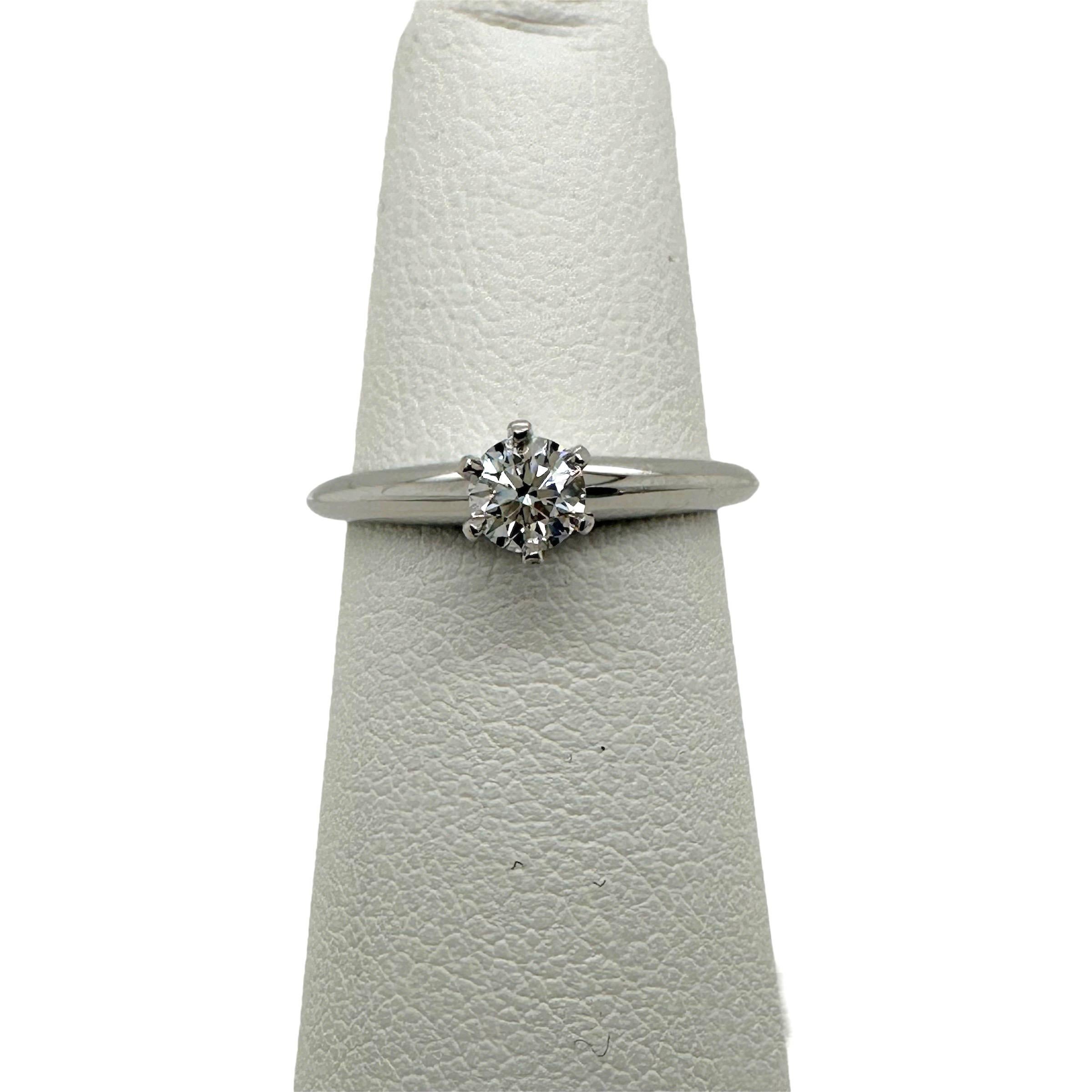 Tiffany & Co. Bague de fiançailles en argent sertie de diamants ronds 0,20 cts G VS1 Pour femmes en vente