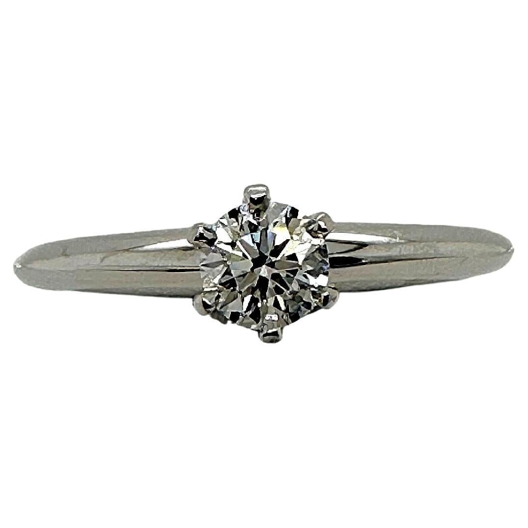 Tiffany & Co. Bague de fiançailles en argent sertie de diamants ronds 0,20 cts G VS1