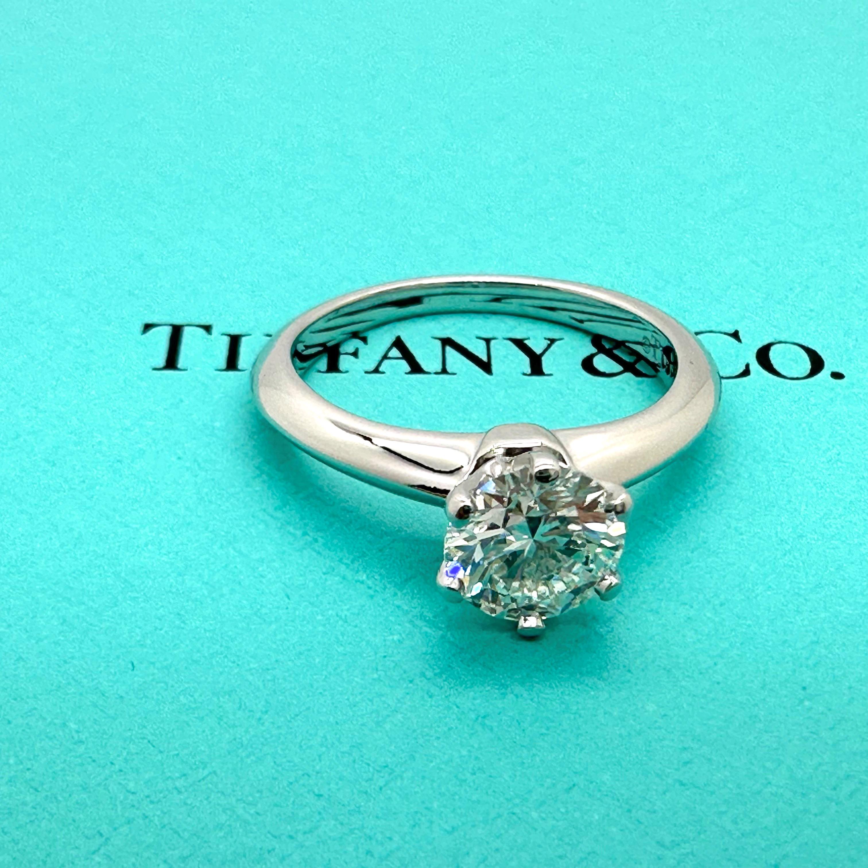 Tiffany & Co Tiffany Setting Round Diamond 1.01 CTS H VS2 Engagement Ring Plat For Sale 9