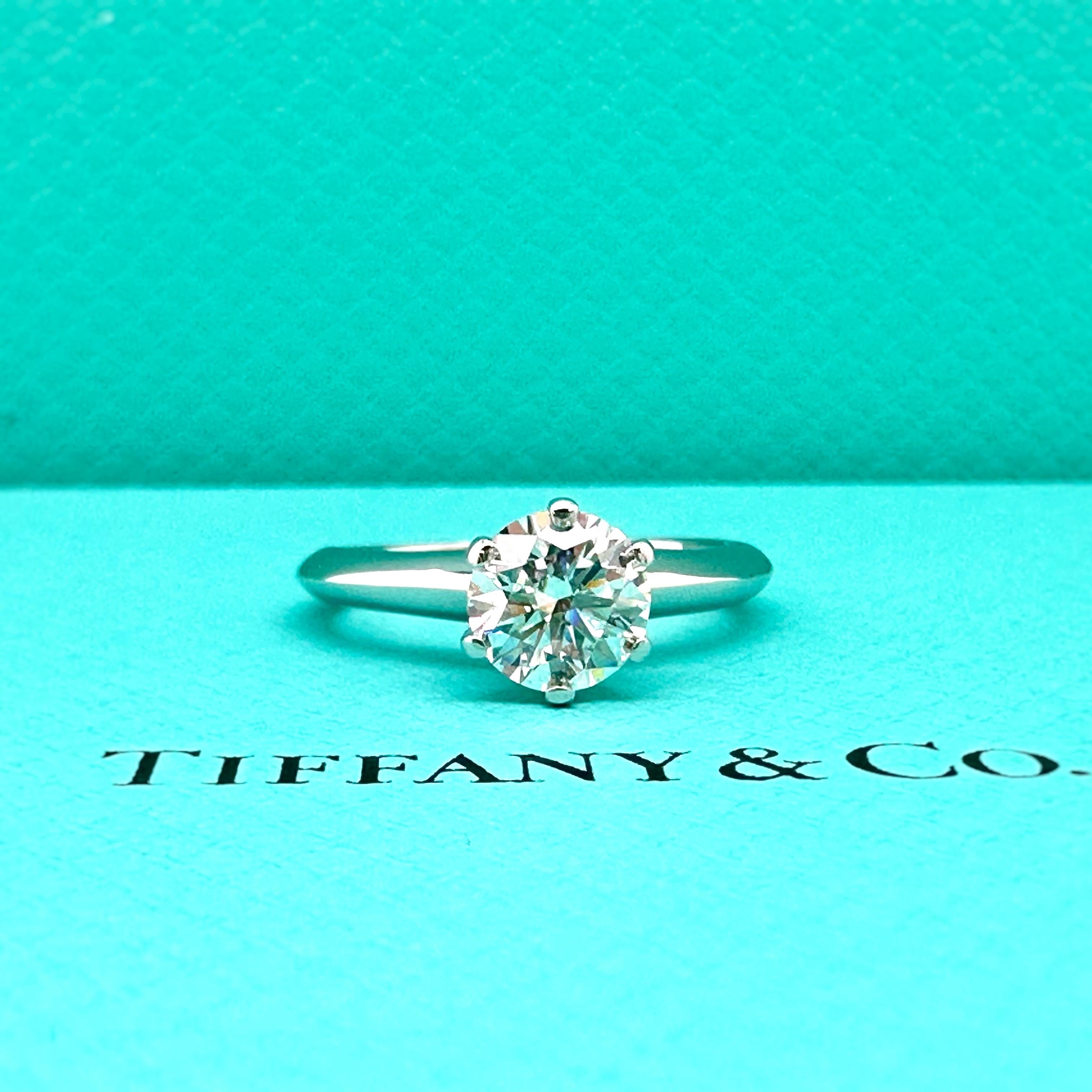Tiffany & Co Tiffany Setting Round Diamond 1.01 CTS H VS2 Engagement Ring Plat For Sale 10