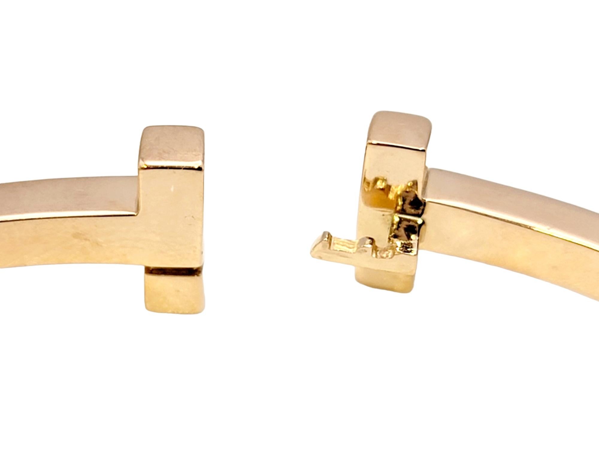 Tiffany & Co. Tiffany T Bracelet jonc étroit en or rose avec fil à charnière et diamants T1 en vente 2
