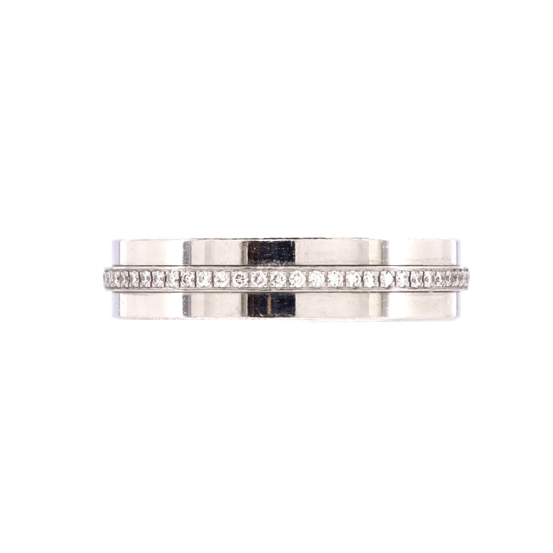 Condition: Very good. Moderate wear throughout.
Accessories: No Accessories
Measurements: Size: 5.5, Width: 4.50 mm
Designer: Tiffany & Co.
Model: Tiffany T Ring 18K White Gold and Diamonds Narrow
Exterior Color: White Gold
Item Number: 200896/5