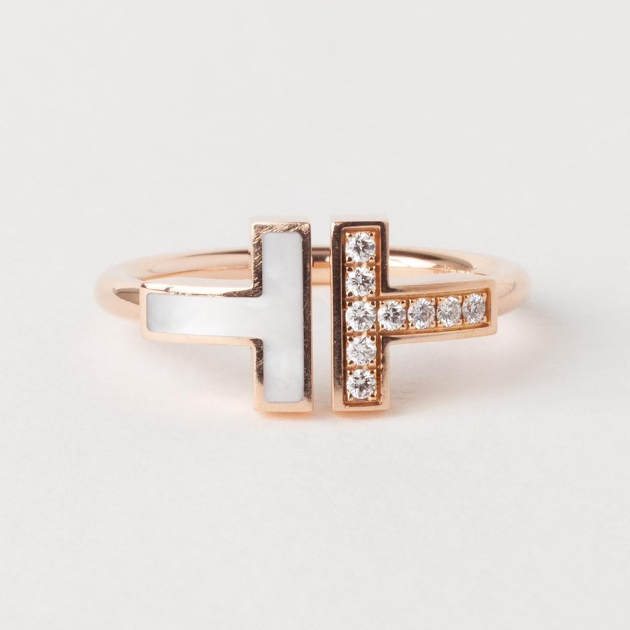 Tiffany & Co Tiffany T Rose Gold 0::10ct Runde Diamant Wrap Ring im Zustand „Hervorragend“ in Columbia, MO