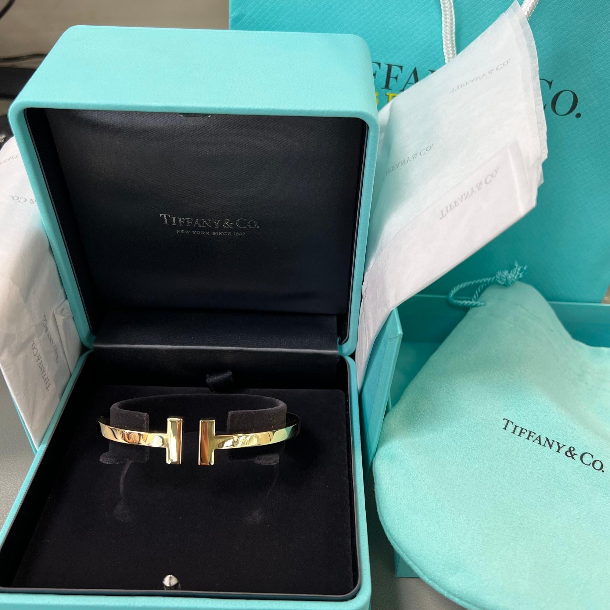 Modern Tiffany & Co. Tiffany T Square Bracelet 18K Yellow Gold Size Large