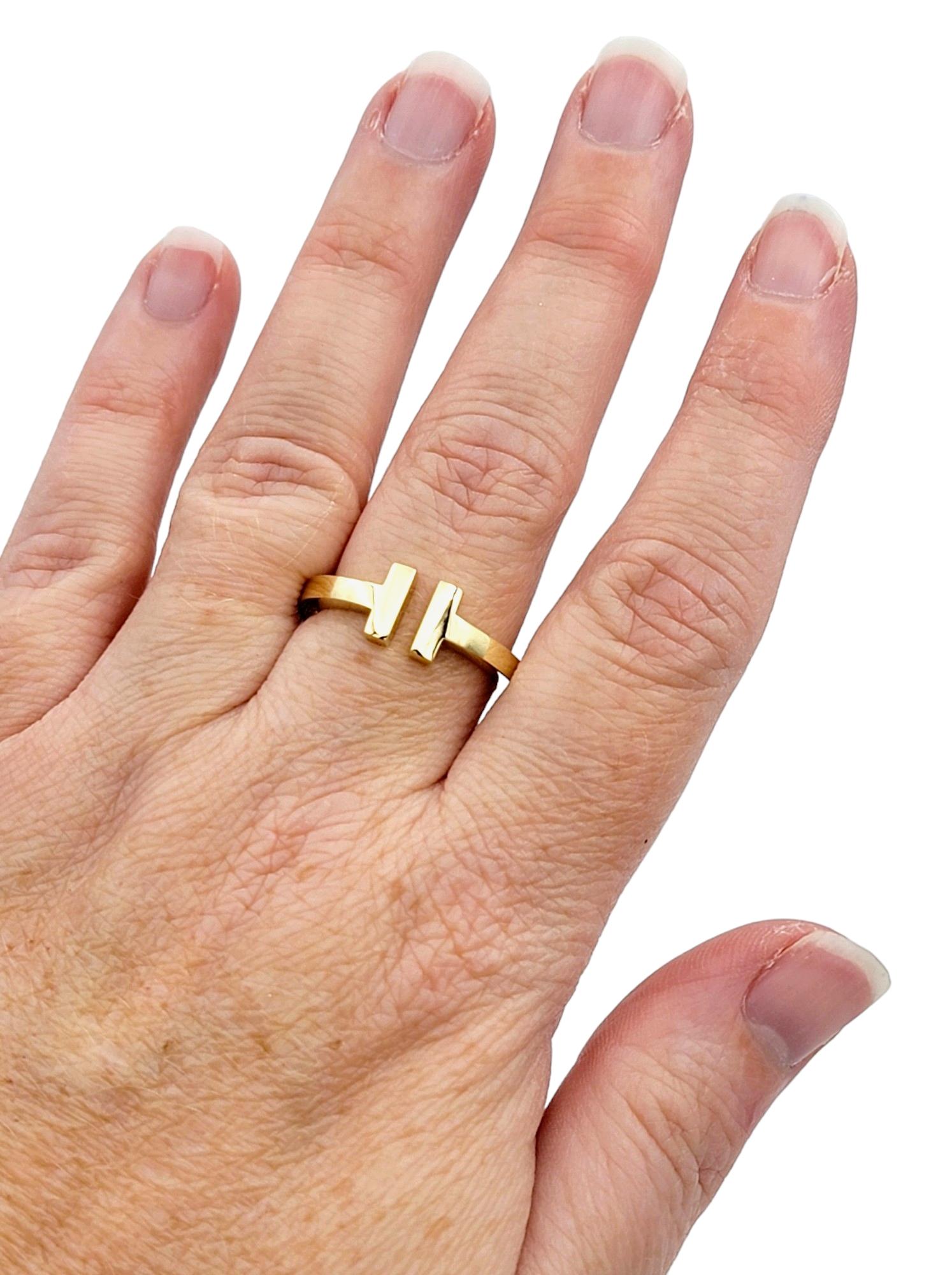 Tiffany & Co. Quadratischer, hochglanzpolierter Tiffany T-Ring aus 18 Karat Gelbgold im Angebot 5