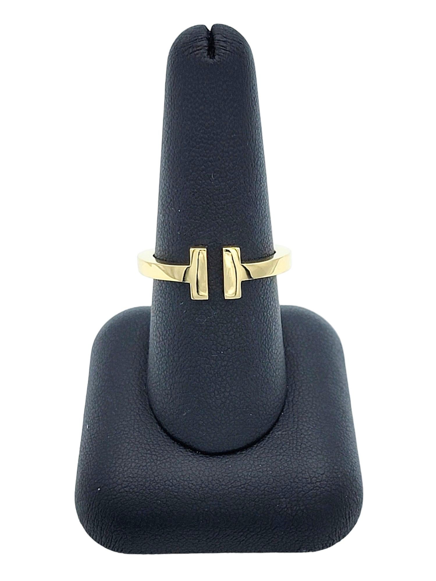 Tiffany & Co. Quadratischer, hochglanzpolierter Tiffany T-Ring aus 18 Karat Gelbgold im Angebot 3